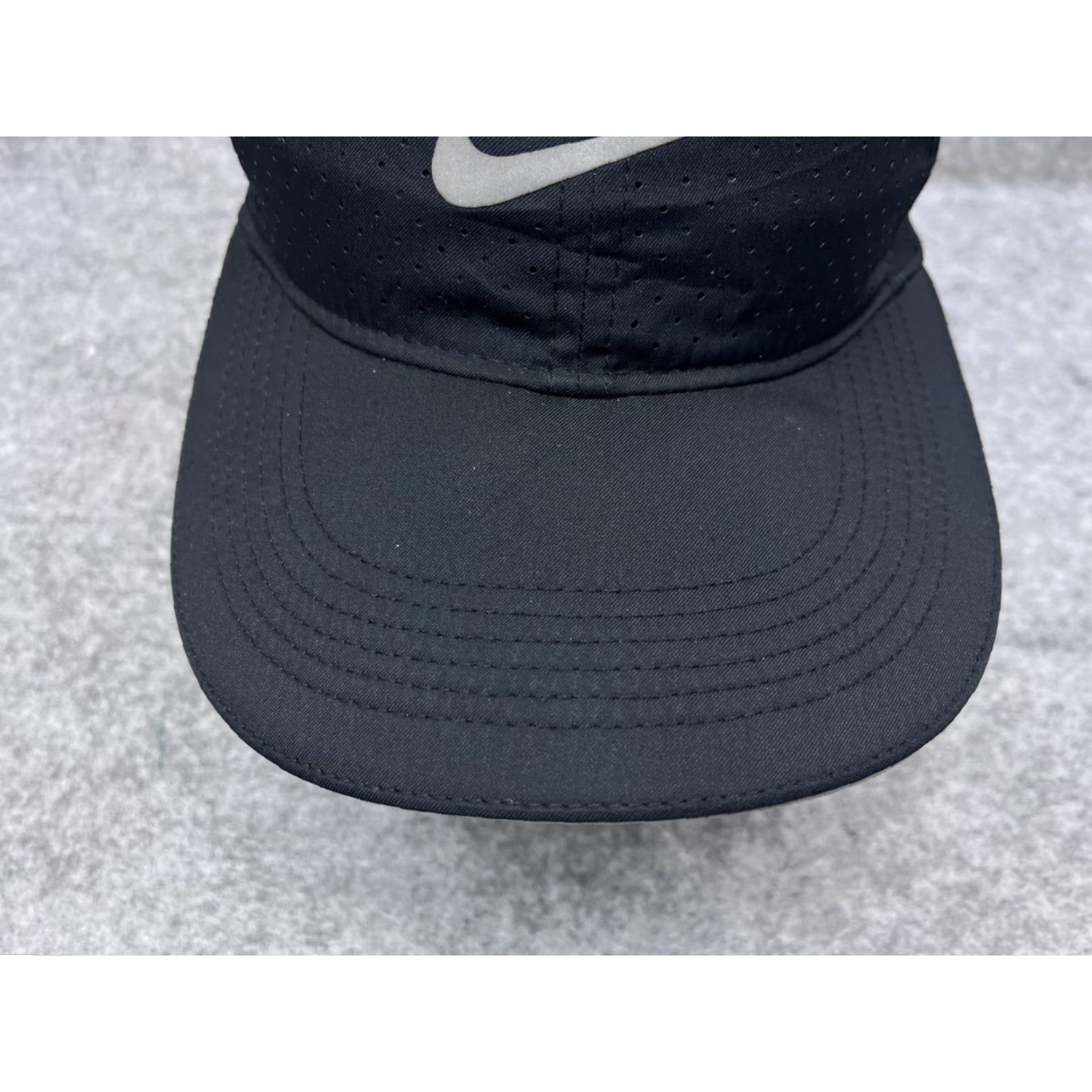 Nike Nike Hat Cap Strap Back Adult One Size Black Polyester Featherlight Golf Hat Mens Adjustable Lightweight Logo Cap Size ONE SIZE - 3 Thumbnail