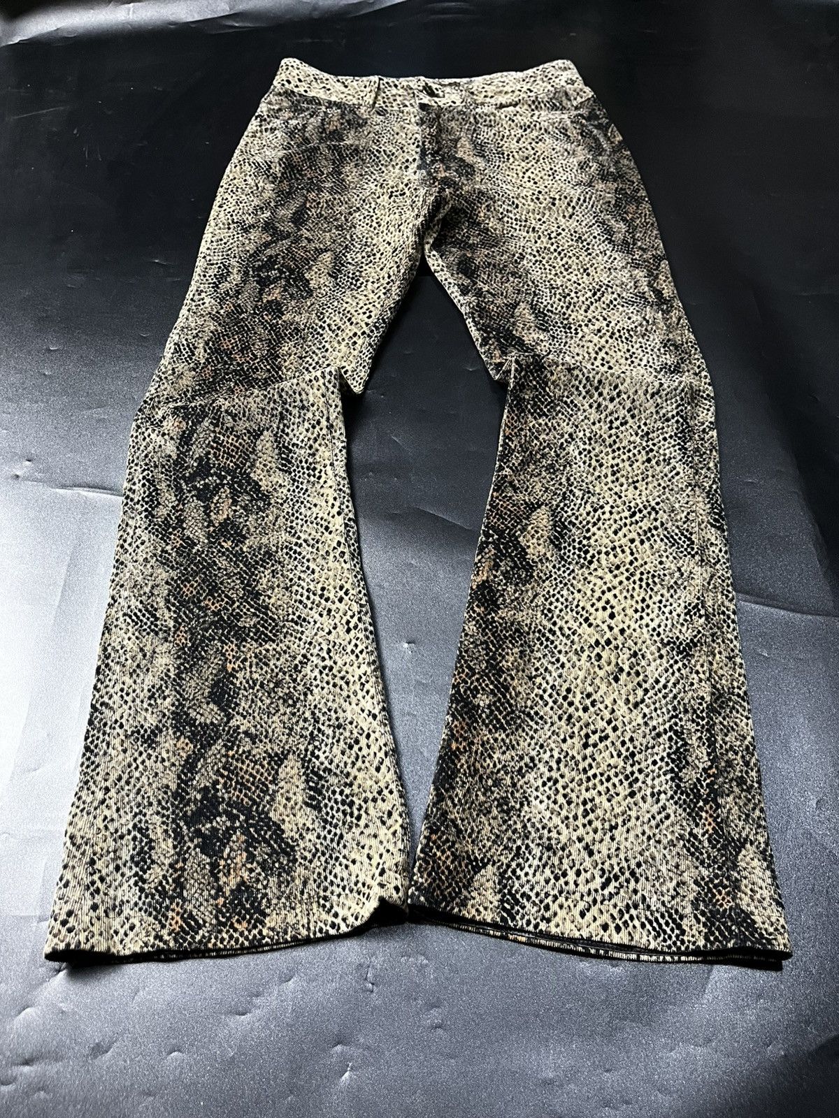 Japanese Brand Japanese snake python Super flare by Gozip Size US 28 / EU 44 - 2 Thumbnail