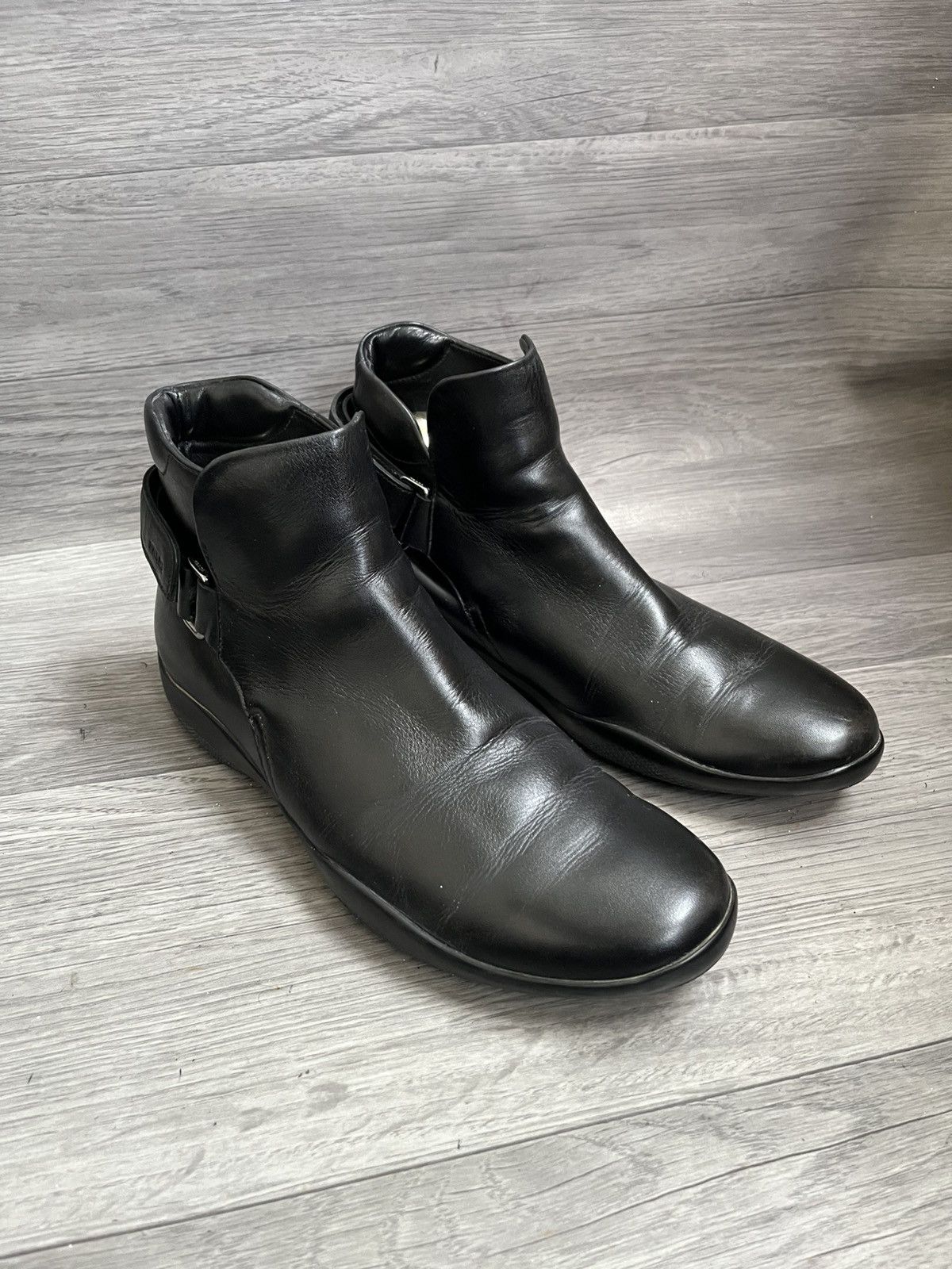 Prada Prada sport velcro strap ankle high top sneakers uk 8.5 Size US 9.5 / EU 42-43 - 7 Thumbnail