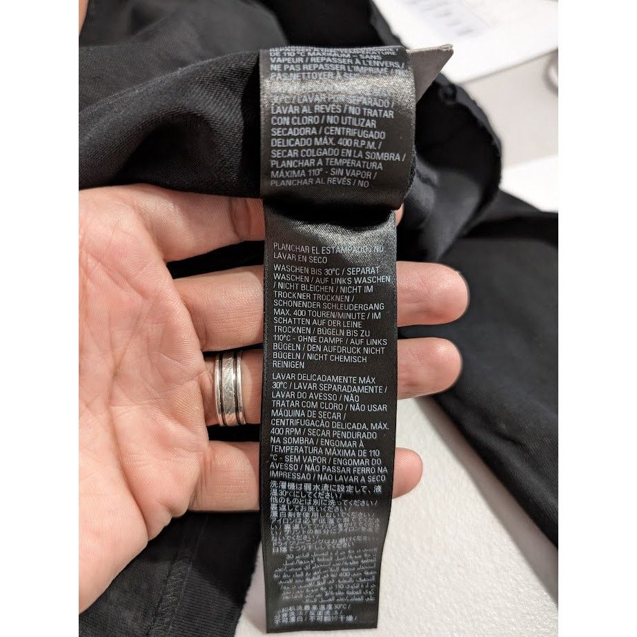 Balenciaga o1rshd1 Long Sleeve T-Shirt in Nero Size US M / EU 48-50 / 2 - 18 Thumbnail