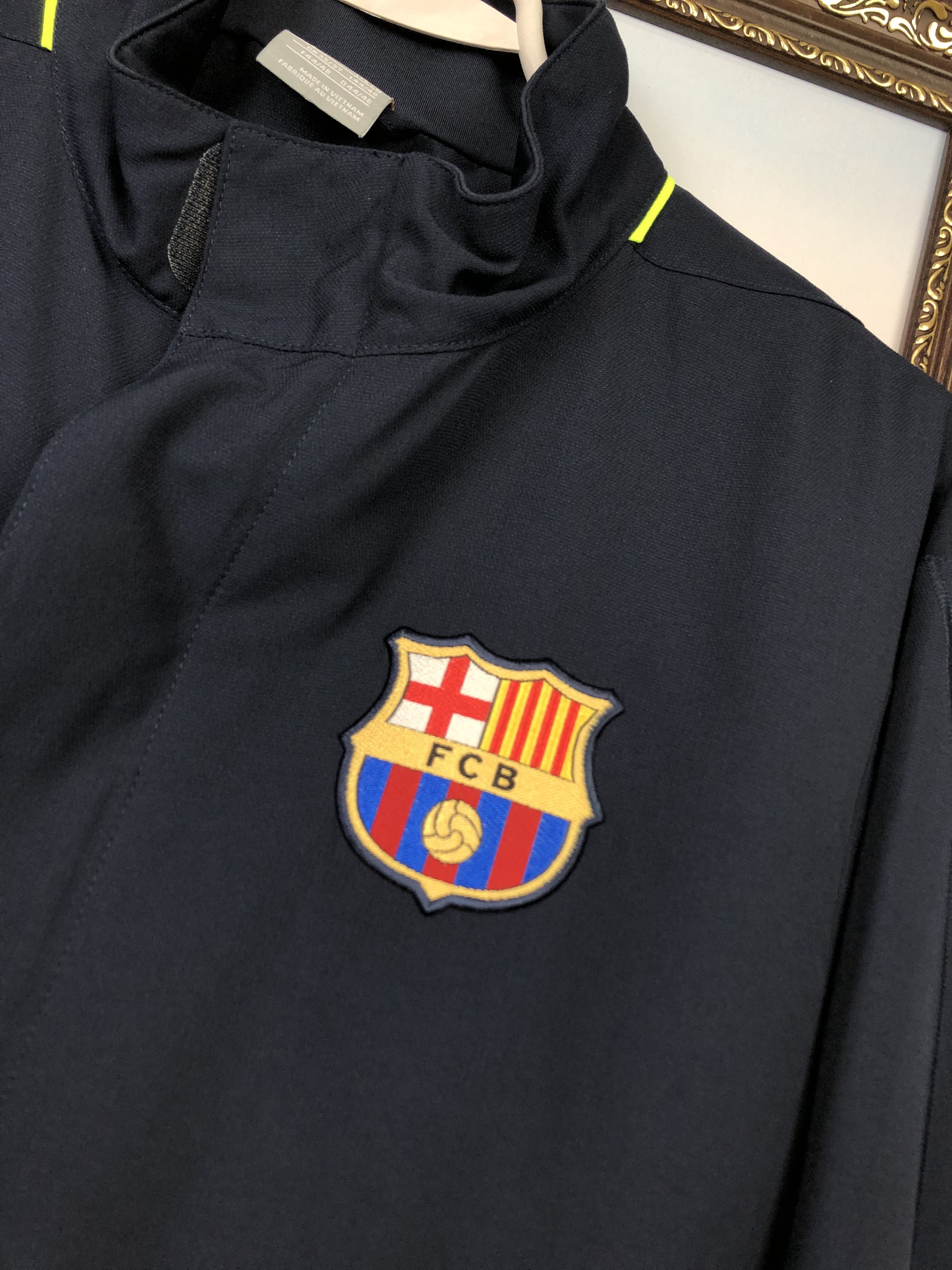 Nike Vintage Nike FC Barcelona Football Jacket Soccer Track Top Size US S / EU 44-46 / 1 - 3 Thumbnail