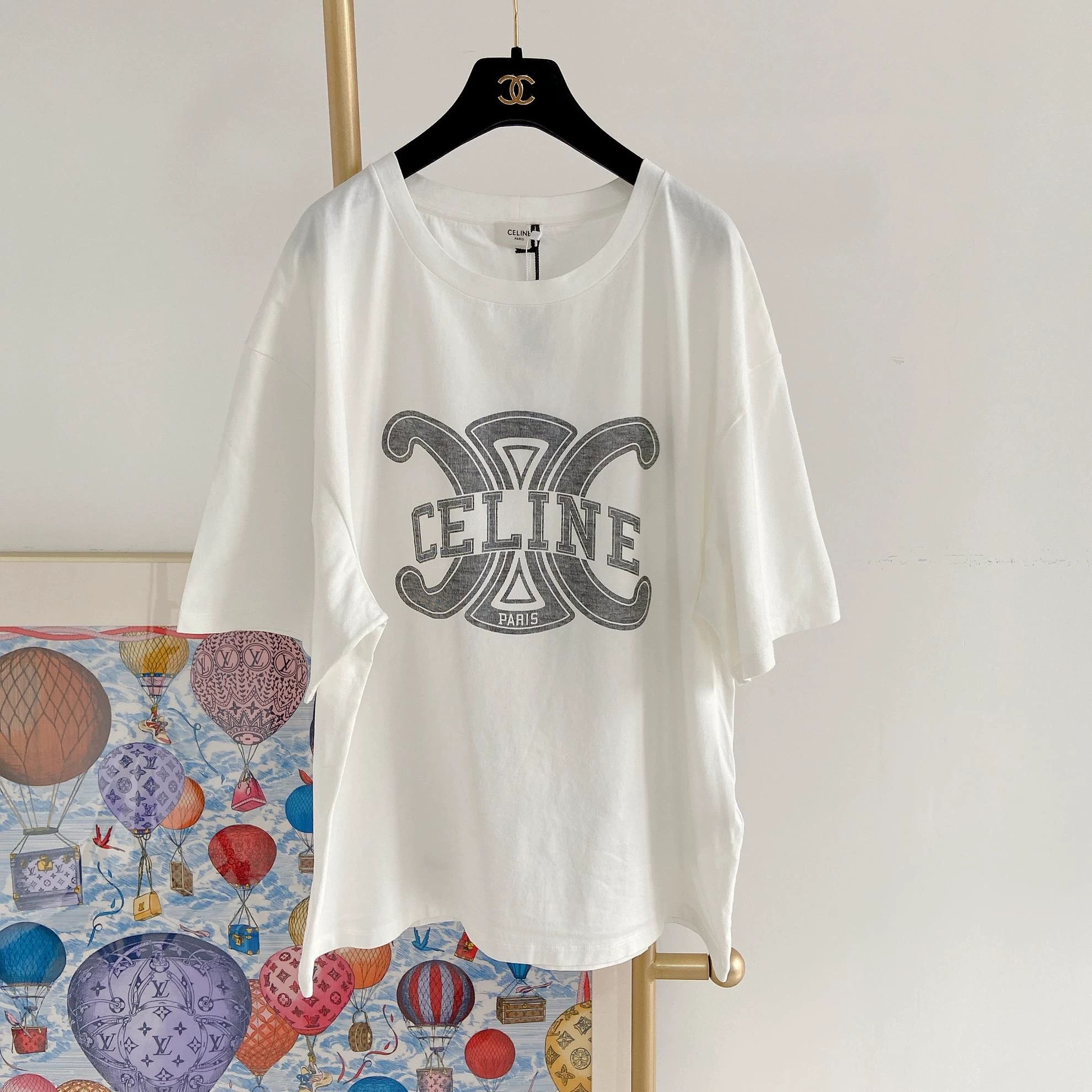 Celine Celine Triumph Arc print T-shirt M with tags Size M / US 6-8 / IT 42-44 - 2 Thumbnail