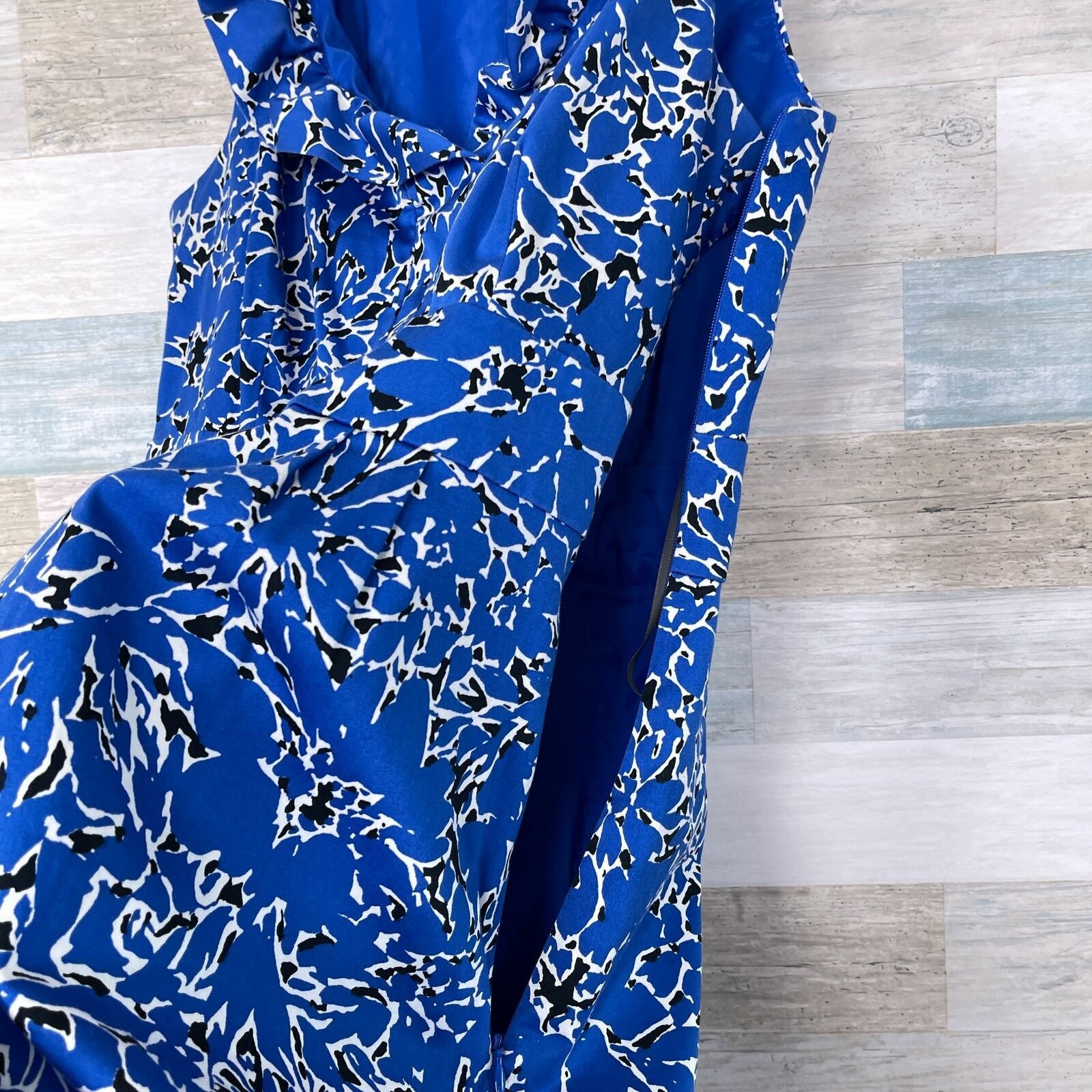Other Taylor Nordstrom Ruffle Collar Sheath Dress Blue Floral 6 Size M / US 6-8 / IT 42-44 - 5 Thumbnail