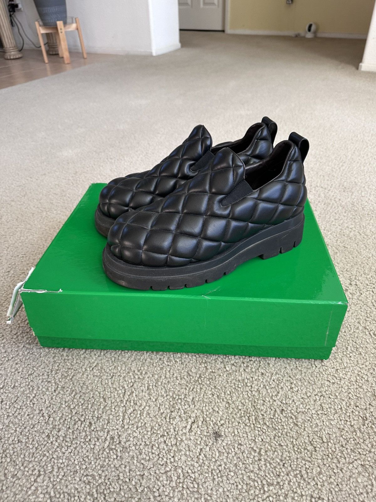Bottega Veneta Bottega Veneta Quilted Slip-On Shoes in Black Size 41 Size US 8 / EU 41 - 3 Thumbnail