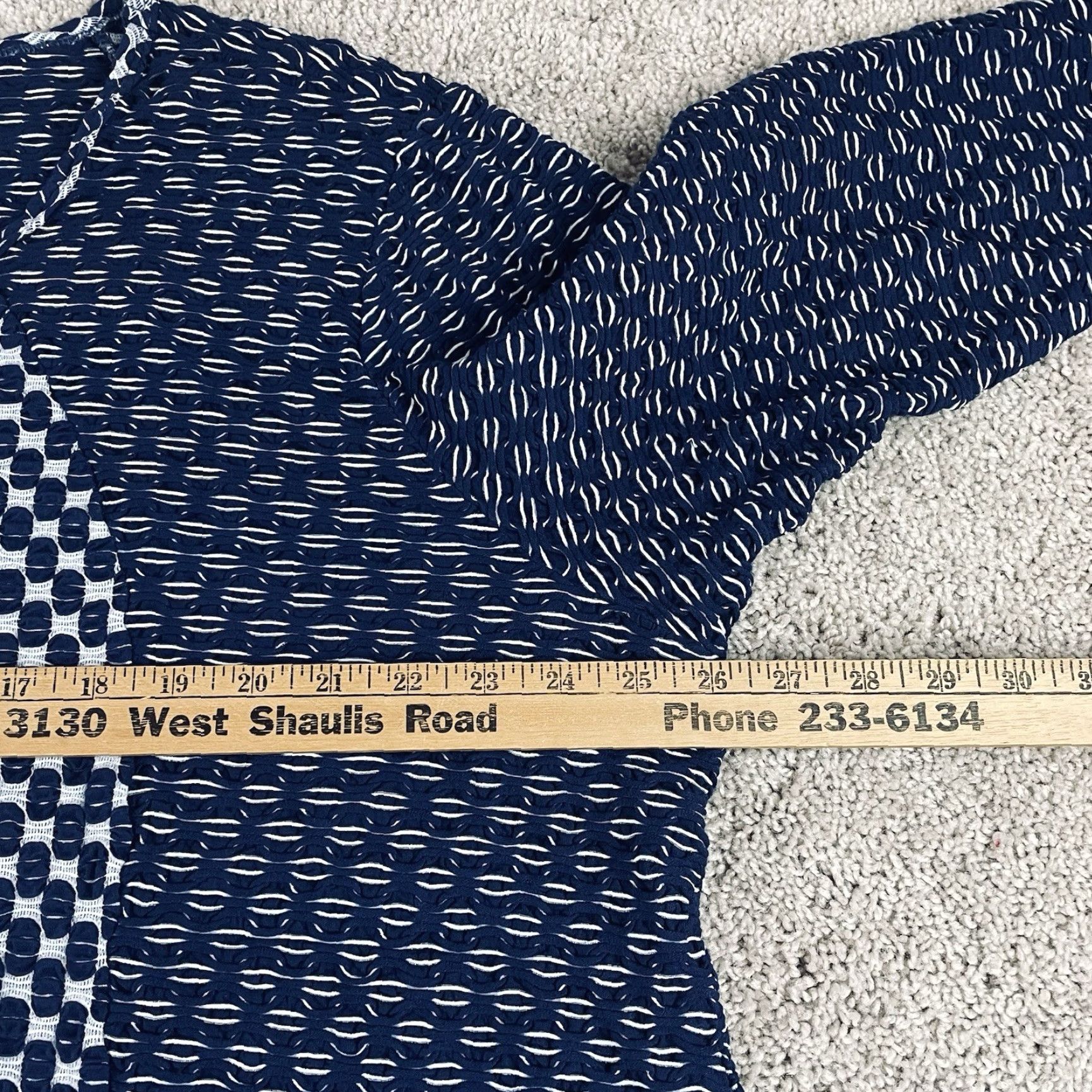 Vintage VINTAGE? No. Tianello Koi Top Womens Plus Size 3X Blue 3/4 Sleeves Texture Pattern Knit 120 Size XXL / US 16-18 / IT 52-54 - 6 Thumbnail