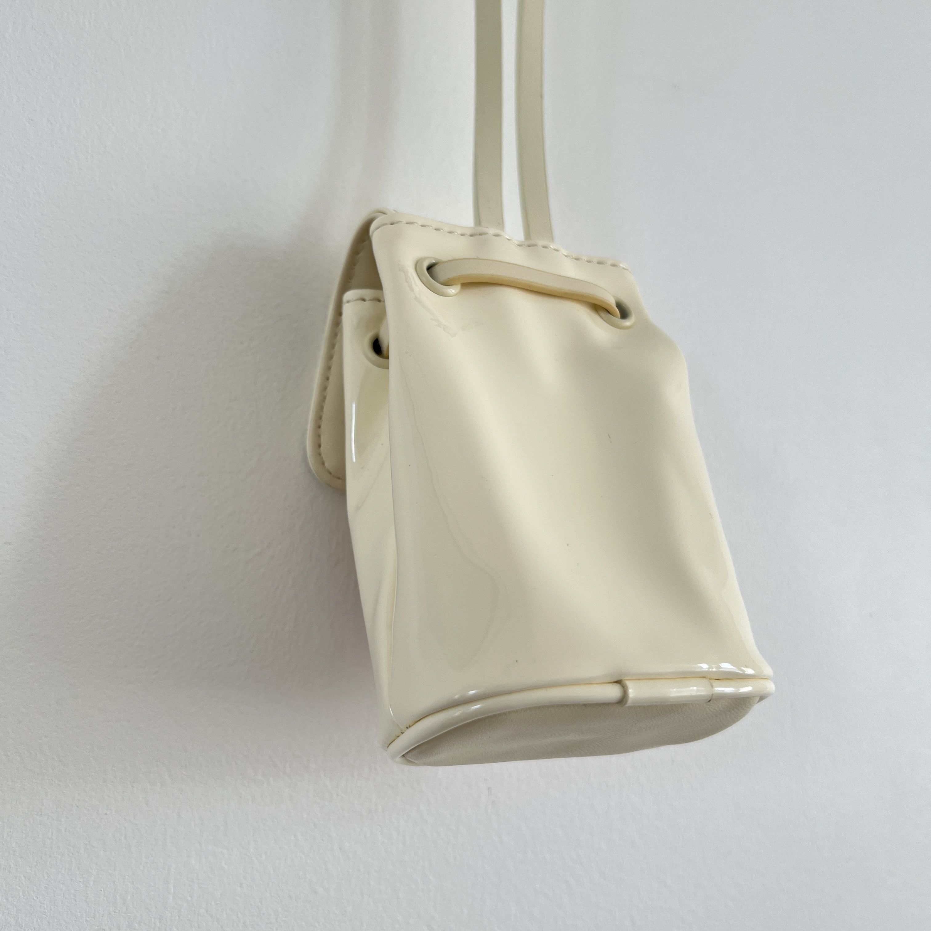 Acne Studios Asma Face Patent Leather Pouch Necklace (Cream) Size ONE SIZE - 3 Thumbnail