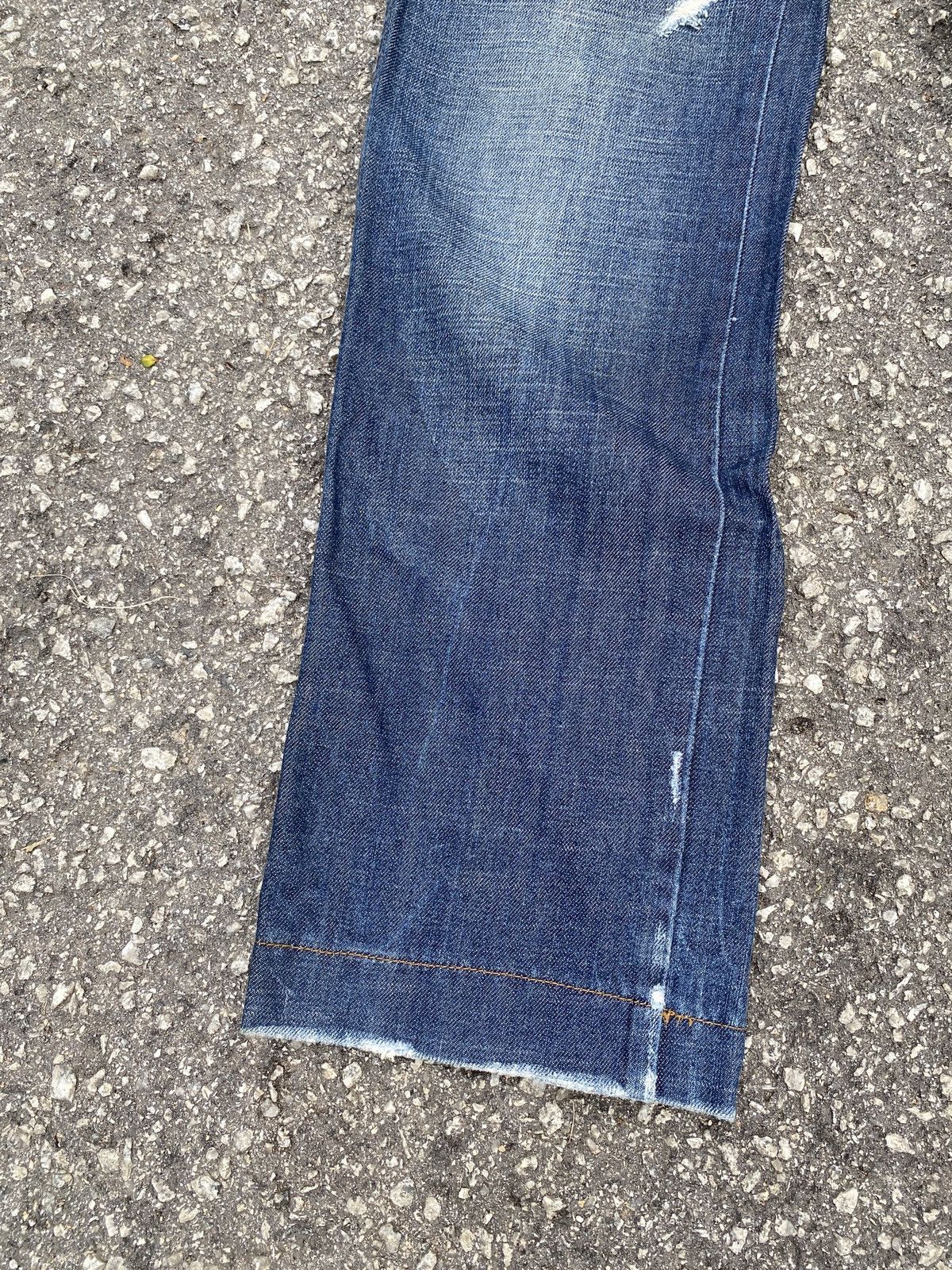 Dolce & Gabbana 2000s Dolce & Gabbana Italy Distressed Denim Size US 33 - 4 Thumbnail