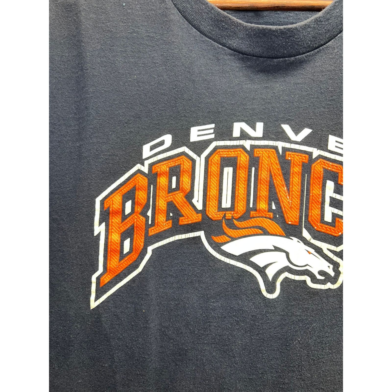 Vintage Vintage Denver Broncos Shirt NFL Football Small Pinhole L Size US L / EU 52-54 / 3 - 3 Thumbnail