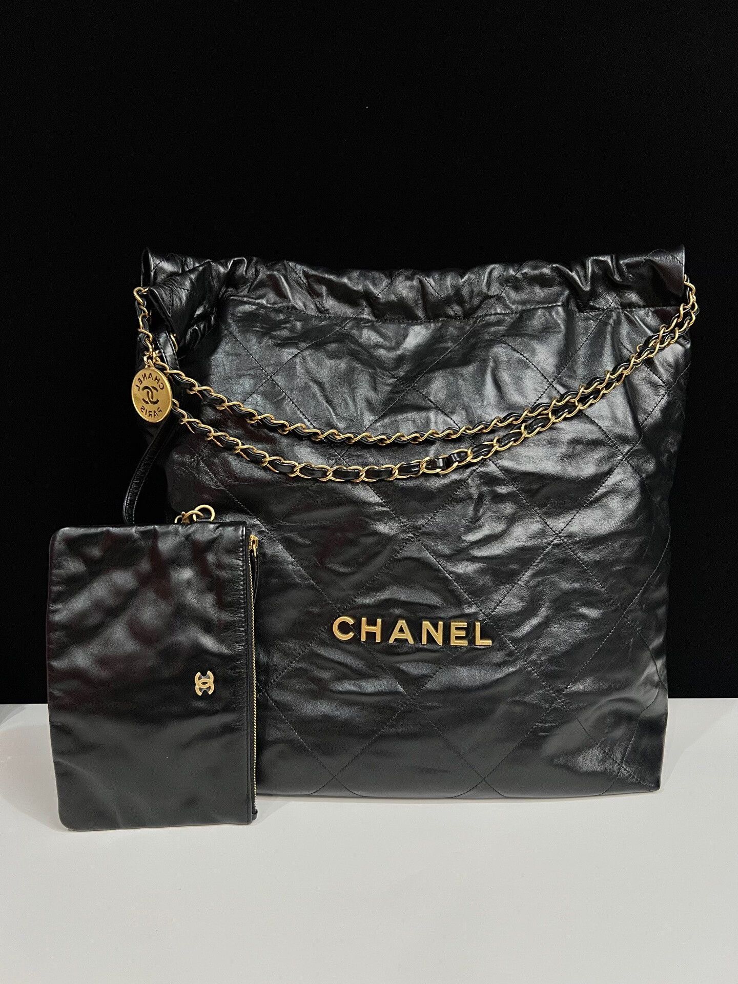 Chanel Pre-loved Bag Very good condition Size ONE SIZE - 1 Thumbnail