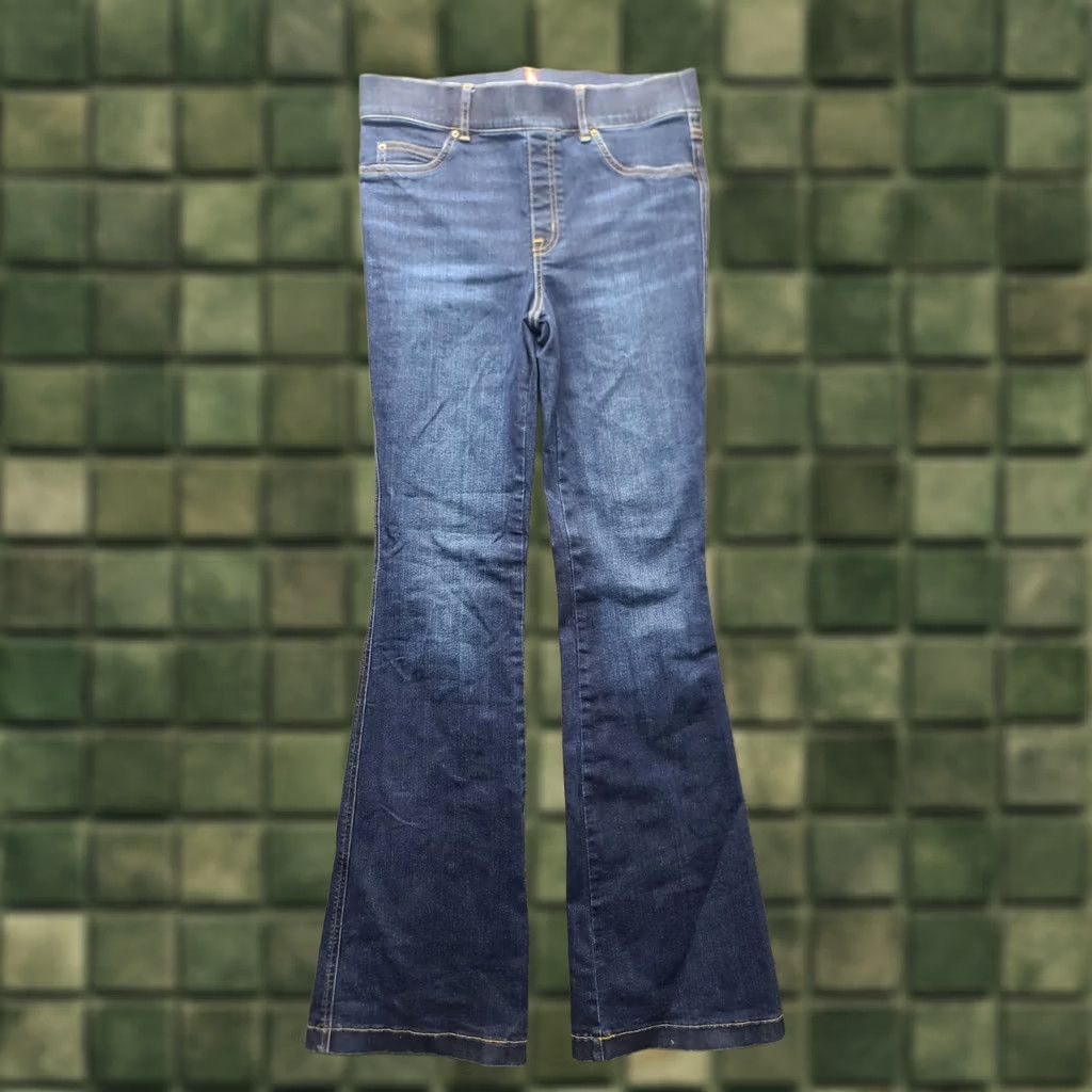 Spanx Spanx Jeans Womens M 30x33 Everywhere Flare High Rise Jegging Distressed Blue Denim Slim Straight City Bohemian Hipster Womens Size 32" / US 10 / IT 46 - 1 Thumbnail