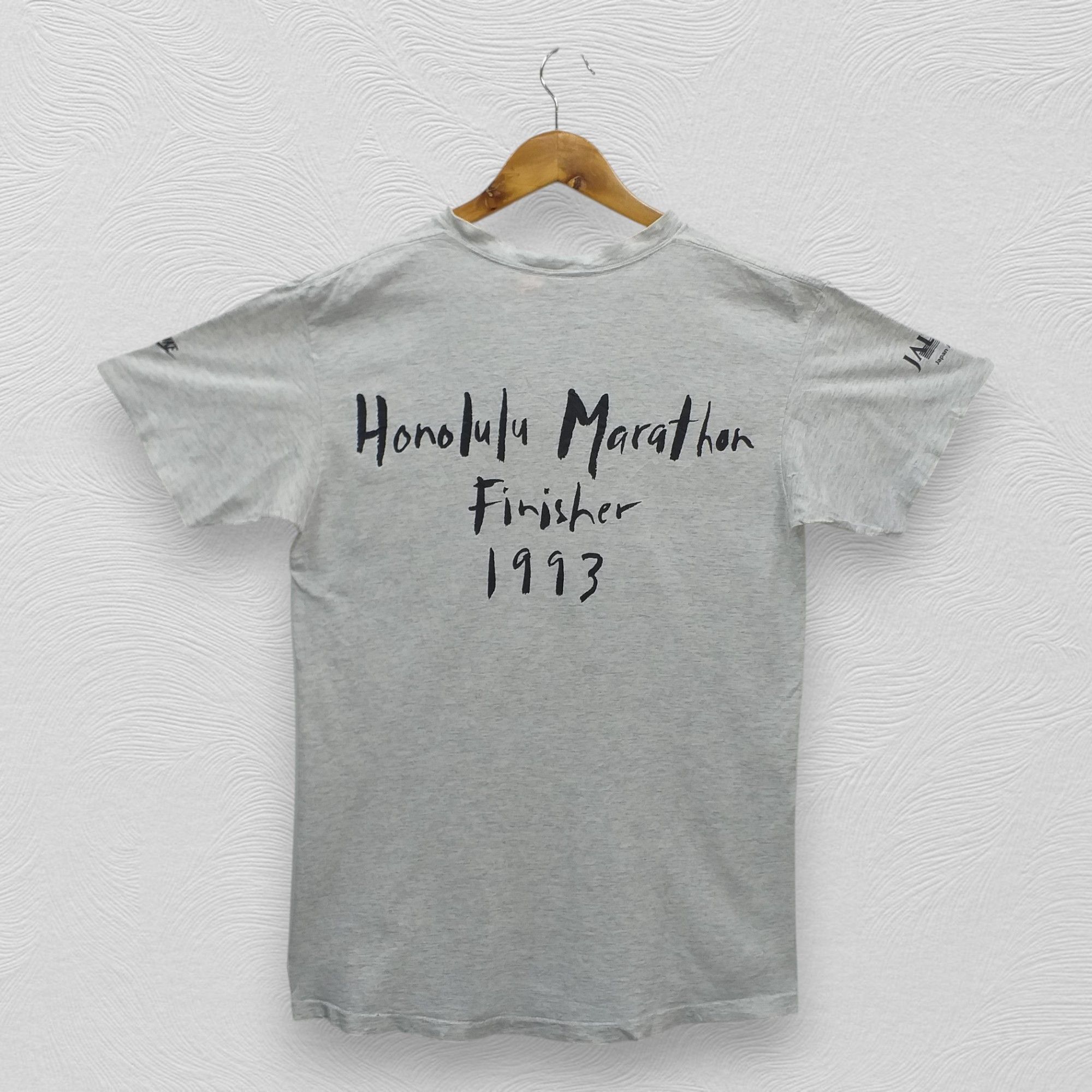 Nike Vintage 1993 Nike Honolulu Marathon Finisher T-shirt -E049 Size US L / EU 52-54 / 3 - 2 Thumbnail