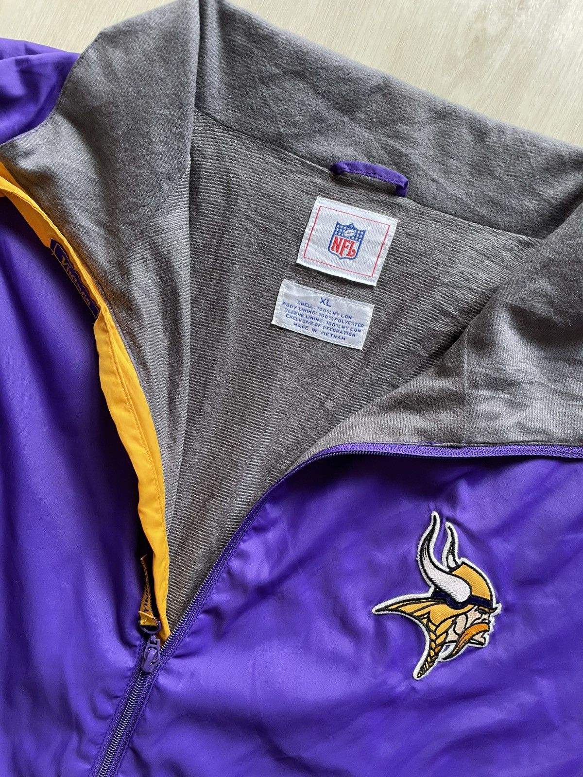 NFL Vintage NFL Minnesota Vikings Football Lined Jacket Sz XL Size US XL / EU 56 / 4 - 2 Thumbnail