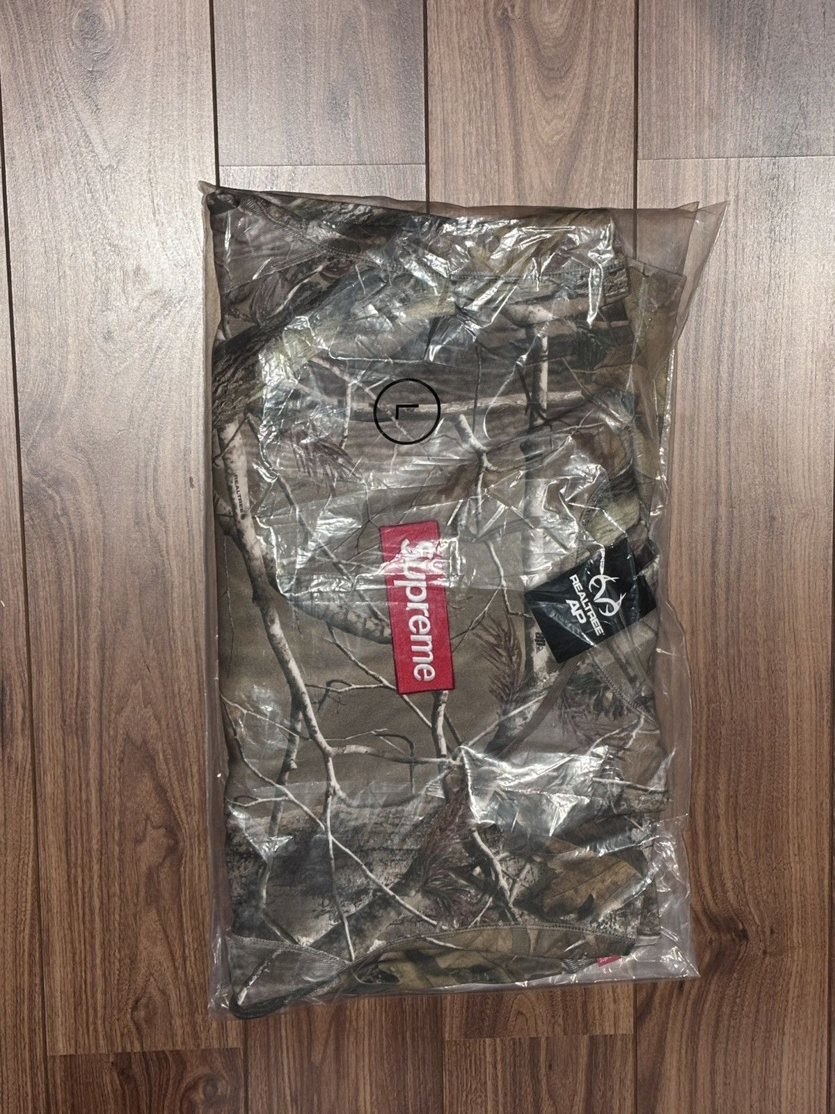 Supreme Supreme Box Logo Hooded Sweatshirt Camo (FW25) Size US L / EU 52-54 / 3 - 1 Thumbnail