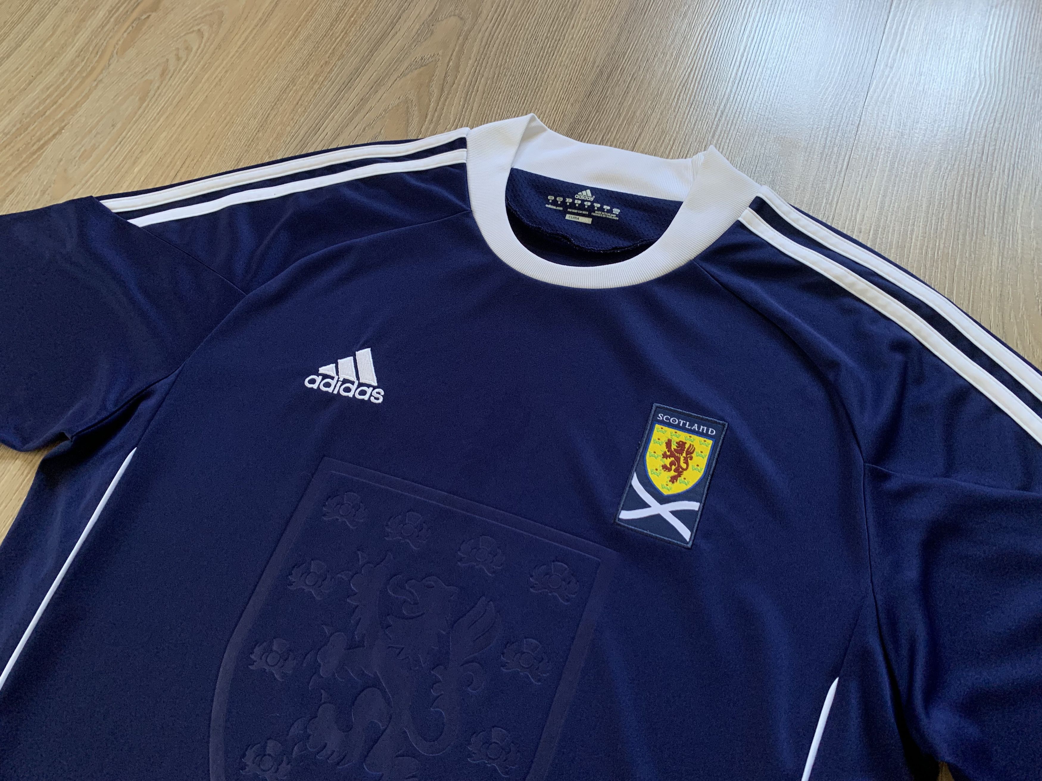 Adidas Adidas Scotland National Team Home Shirt Jersey 2010 Size US M / EU 48-50 / 2 - 4 Thumbnail