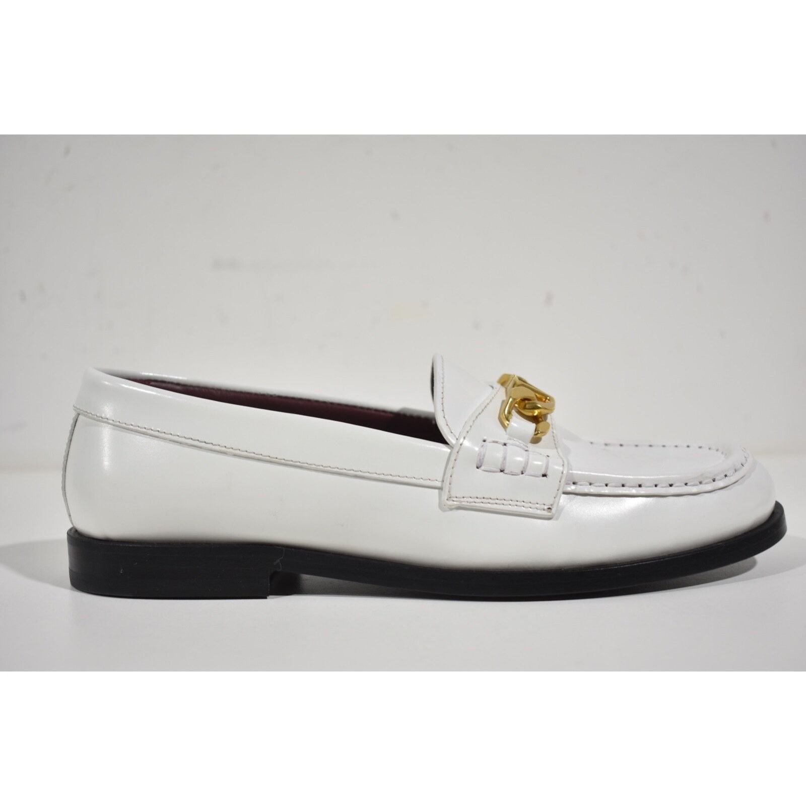Valentino White Leather V Logo Chain Gold Mule Slip On Flat Loafer 37 Size US 7 / IT 37 - 2 Thumbnail
