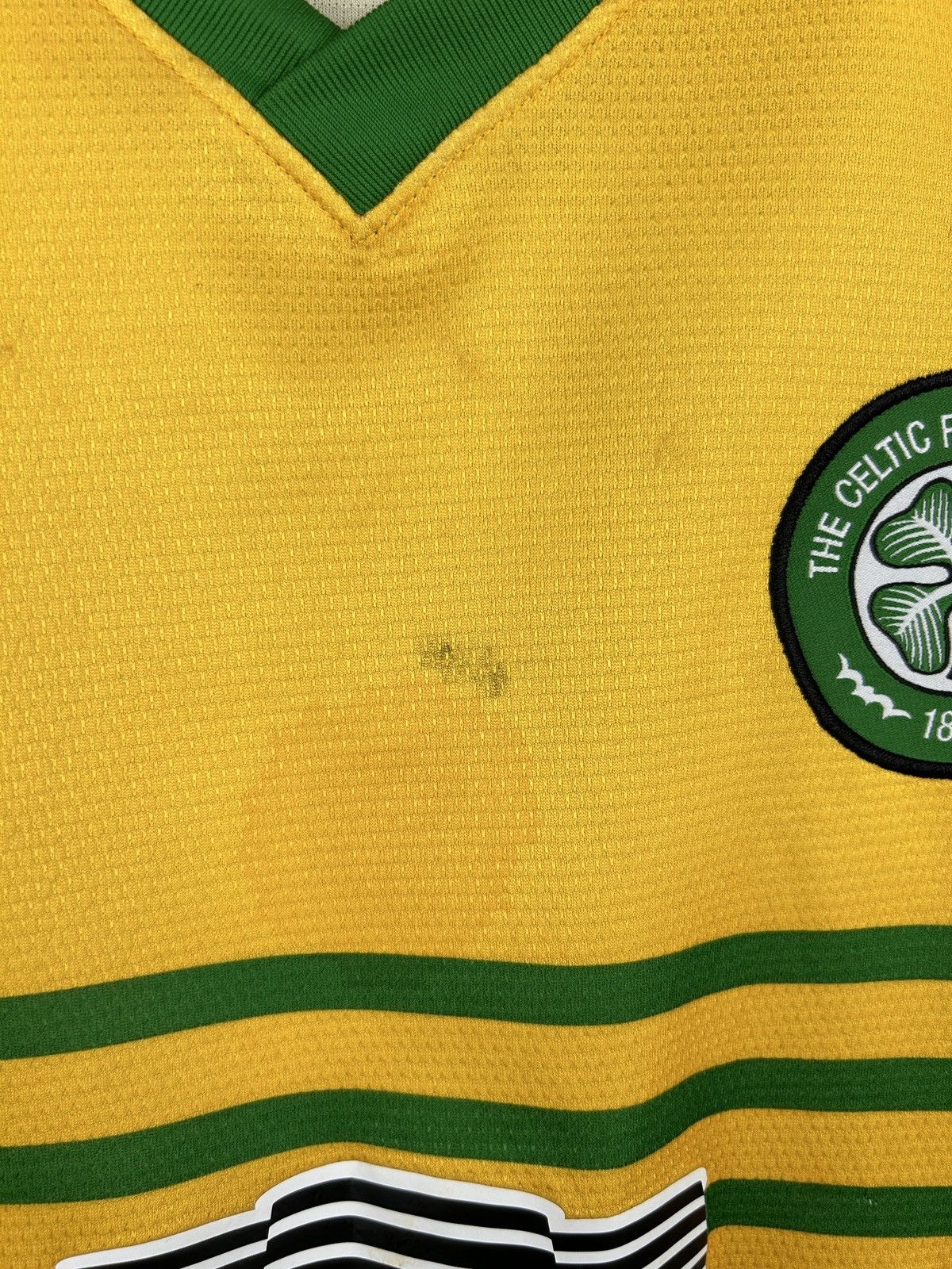 Nike Mens Vintage Nike FC Celtic T Shirt home away soccer jersey Size US XXL / EU 58 / 5 - 8 Thumbnail