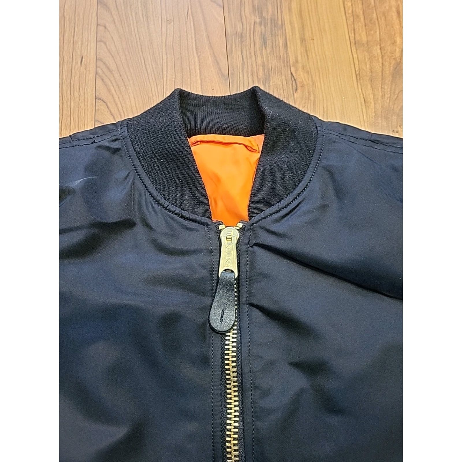 Vintage VINTAGE Alpha MA-1 Bomber Jacket Mens Small Black Nylon Zip Up Reversible 90s Army USA Style United States 40 in Chest Size US S / EU 44-46 / 1 - 3 Thumbnail