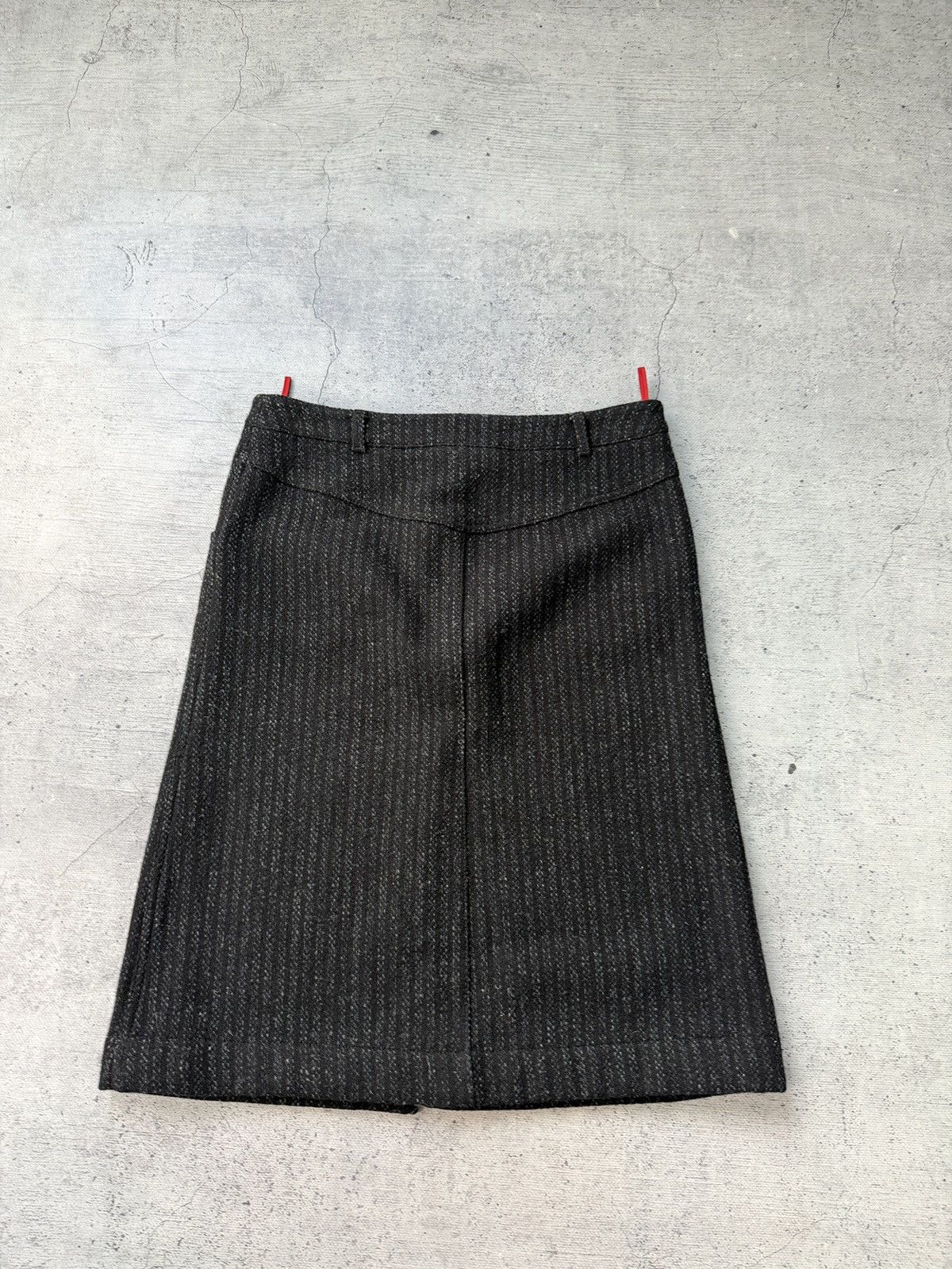 Prada Prada 2000s archive vintage midi skirt Y2K wool Size 30" / US 8 / IT 44 - 5 Thumbnail