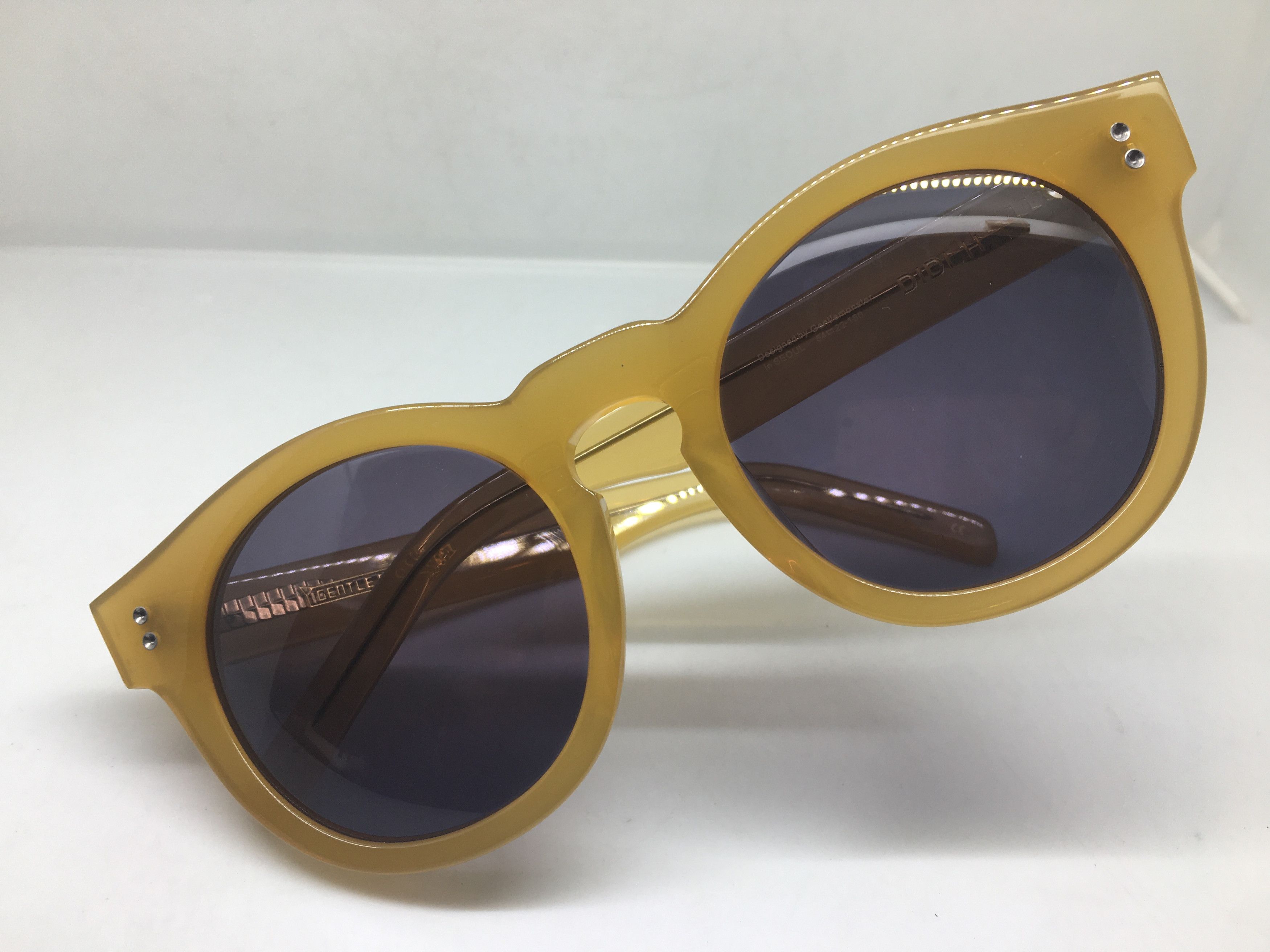 Gentle Monster MOD WARHOL OVERSIZE BLONDE GM SUNGLASSES STUDIO 54 Size ONE SIZE - 5 Thumbnail