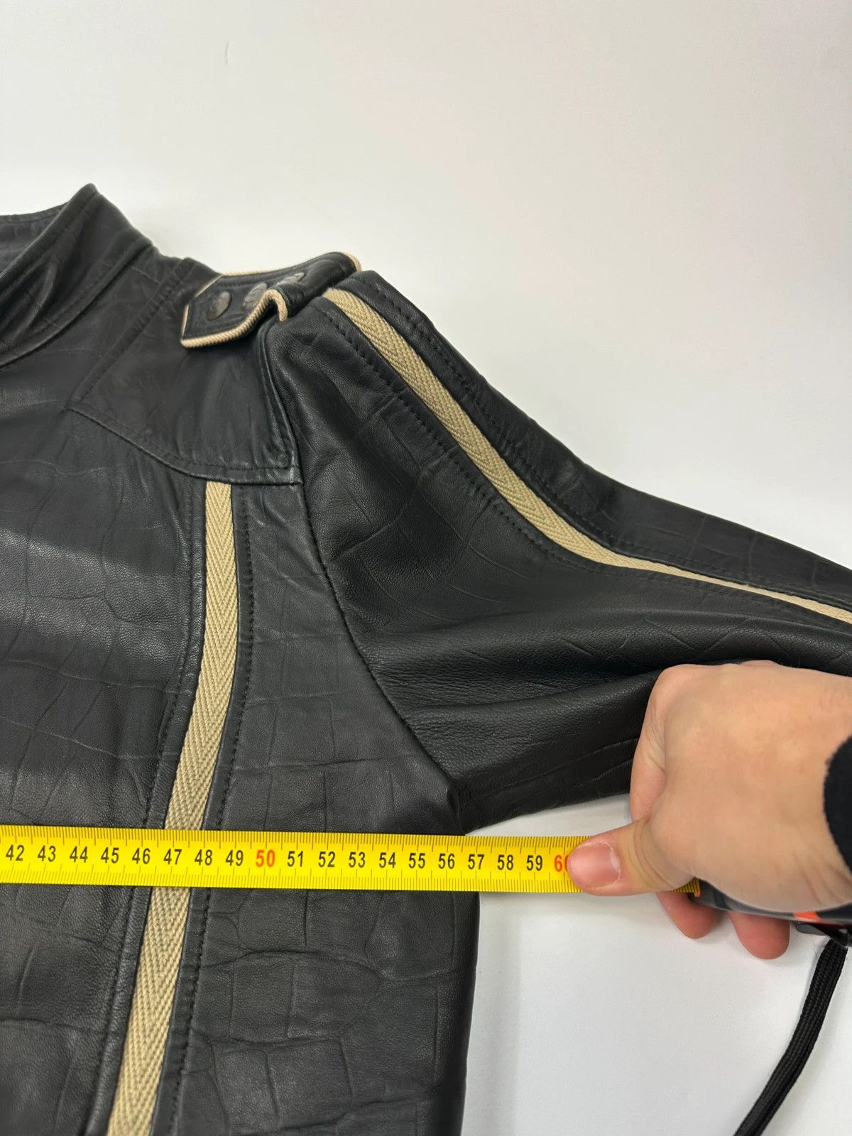 Roberto Cavalli Roberto Cavalli 00’s Black Leather Stamped Jacket Size US L / EU 52-54 / 3 - 14 Thumbnail