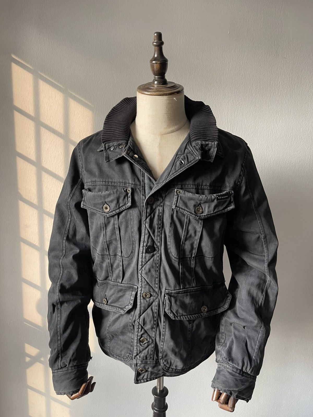Dolce & Gabbana 2000s Dolce & Gabbana Disstressed Sailor Jacket 11 Size US M / EU 48-50 / 2 - 1 Thumbnail