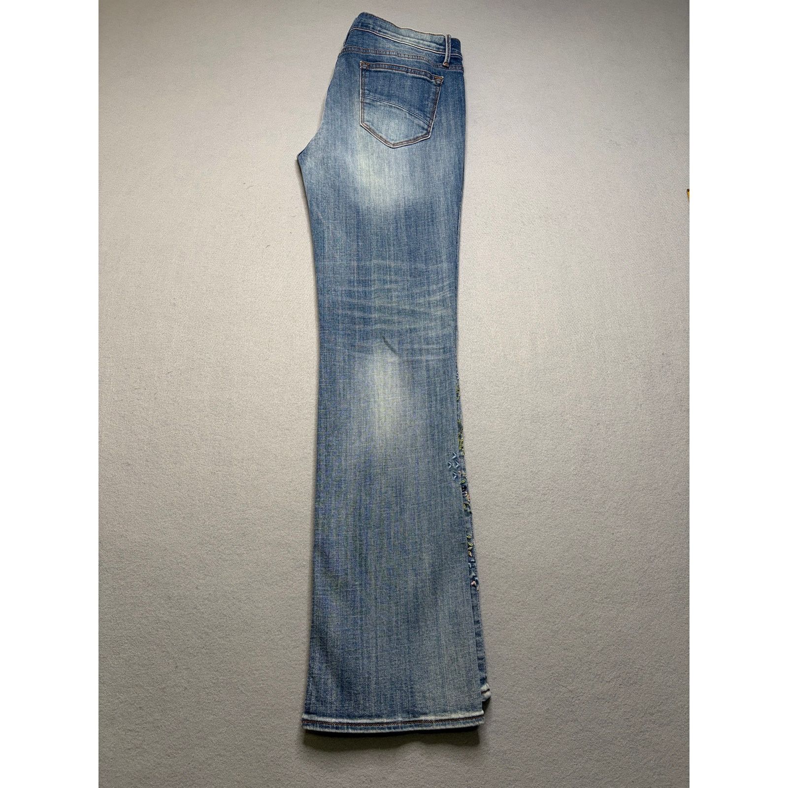 Other Driftwood Women’s Embroidered Floral Jeans Sz 29 Classic Fit Size 29" - 9 Thumbnail