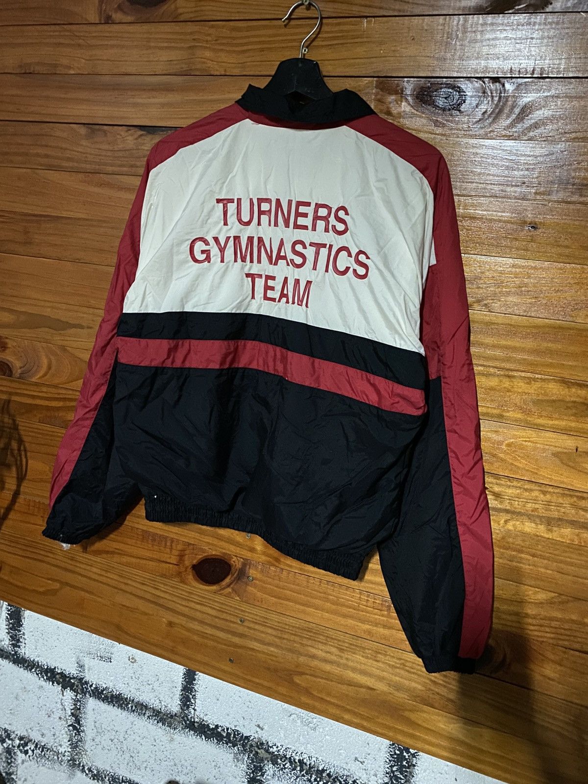 Vintage Vintage Hartwell Sports Turners Gymnastics Team Windbreaker Size US S / EU 44-46 / 1 - 10 Thumbnail