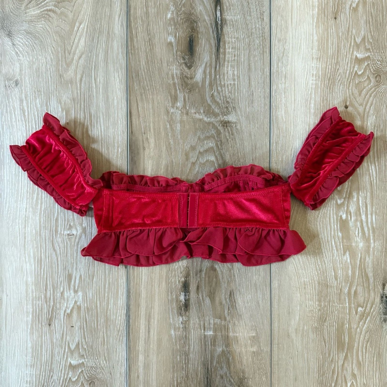 Urban Outfitters Urban Outfitters Out From Under Velvet & Ruffle Bra Top M Size M / US 6-8 / IT 42-44 - 2 Thumbnail