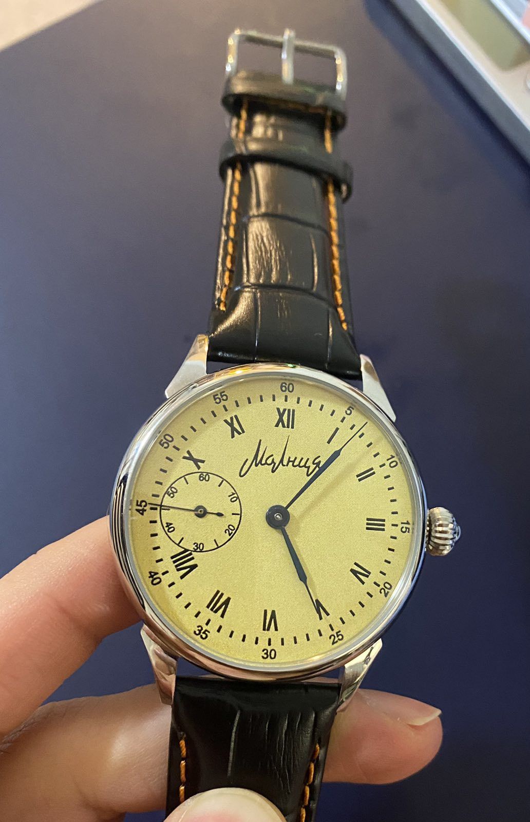 Vintage Vintage Soviet Mens watch "Molnija" 1980s, Mechanical USSR Size ONE SIZE - 2 Thumbnail