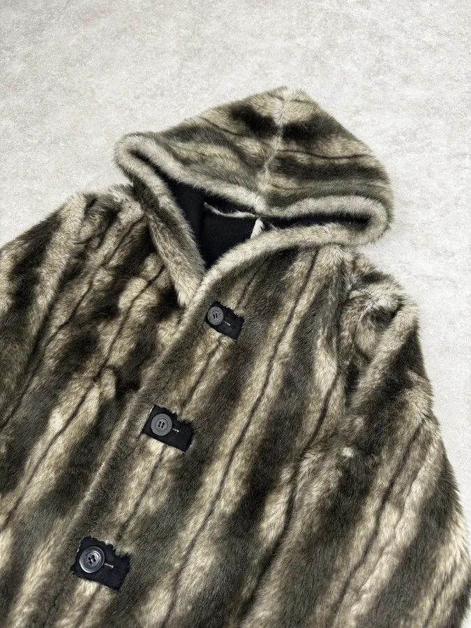 Balmain 2000s Balmain Reversible Faux Fur Brown Suede Beige Hooded Jacket Size US M / EU 48-50 / 2 - 6 Thumbnail