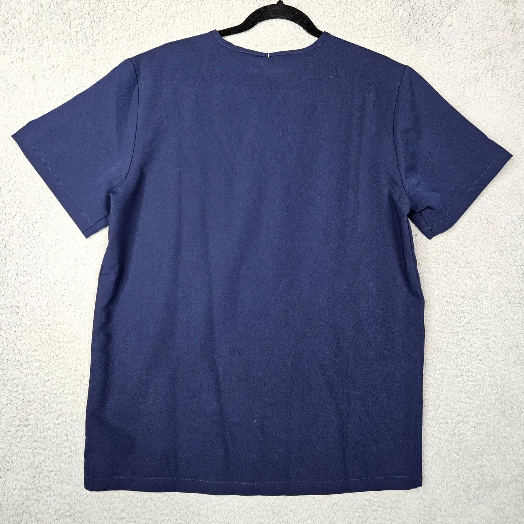Vintage FIGS Scrub Top Navy V-neck Short Sleeve Womens M NEW Solid Polyester Blend Medical Size M / US 6-8 / IT 42-44 - 5 Thumbnail