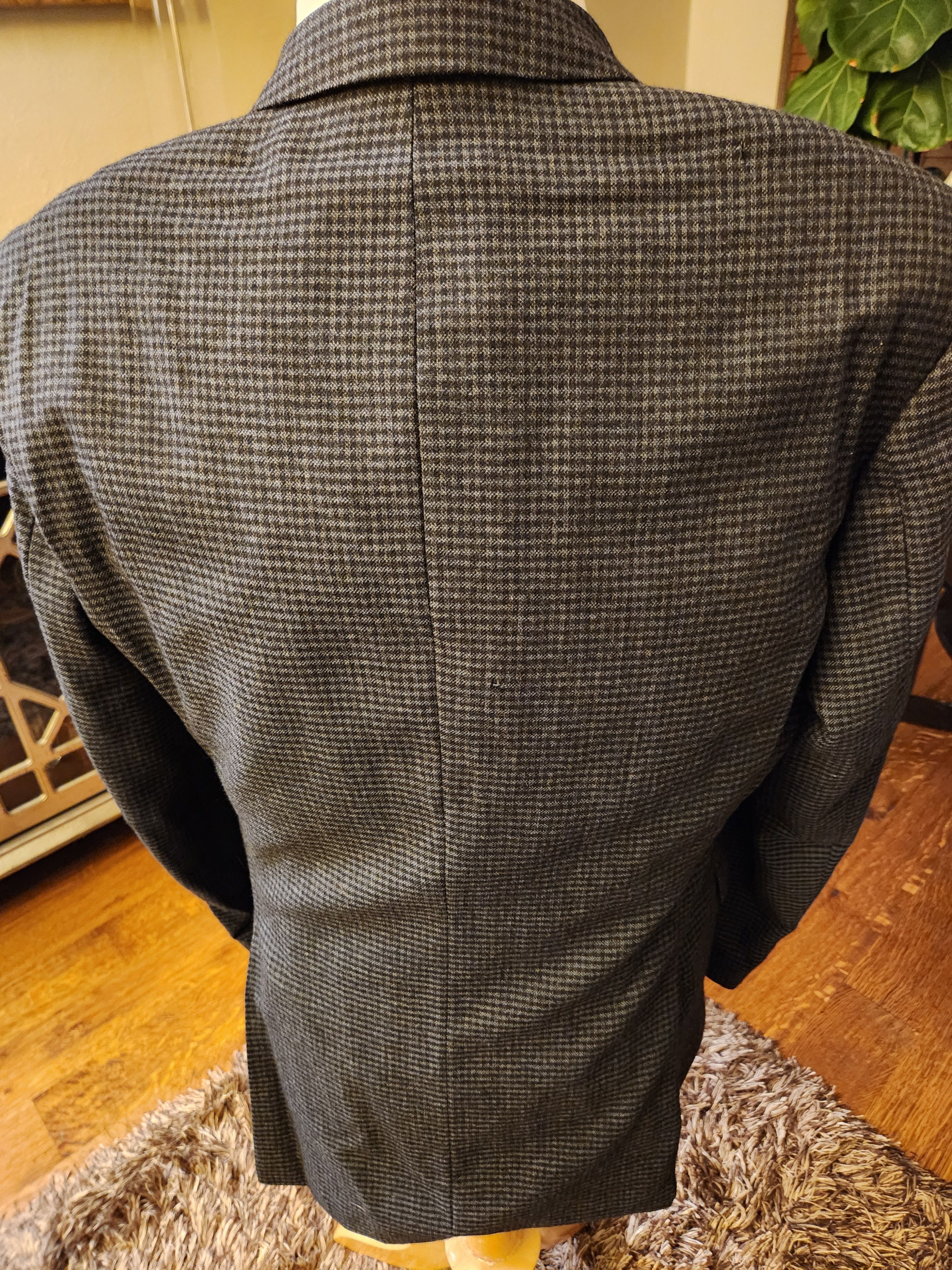 Hugo Boss Pasini Men's 100% Wool Black & Blue Check 2 Button Blazer Size 44L - 2 Thumbnail