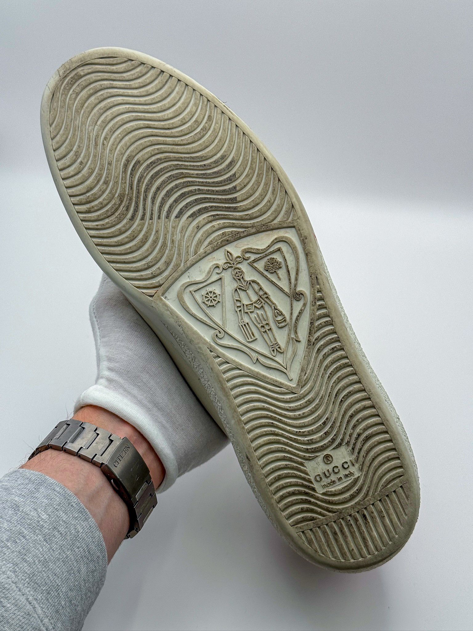 Gucci Gucci Ace Graffiti Logo Distressed White-Beige Leather Size US 10 / EU 43 - 13 Thumbnail