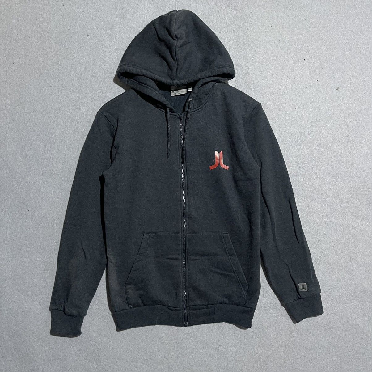 WeSC WESC × Atari Collaboration Zip-Up Hoodie Black/Red Logo Size US XS / EU 42 / 0 - 1 Thumbnail