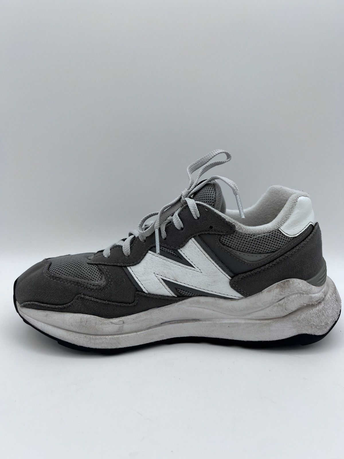 New Balance (GS) New Balance 57/40 'Grey White' GC5740VB size 6.5 Size US 6.5 / EU 39-40 - 5 Thumbnail