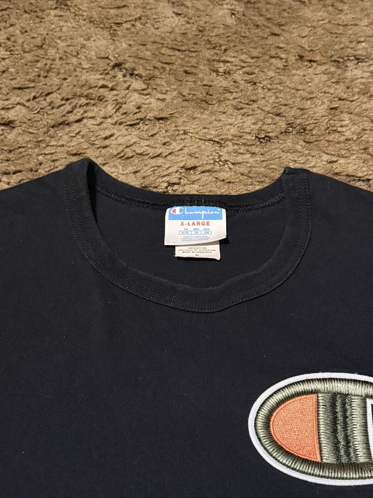 Champion Champion Thread Logo T-Shirt Tee Black XLarge Size US XL / EU 56 / 4 - 4 Thumbnail