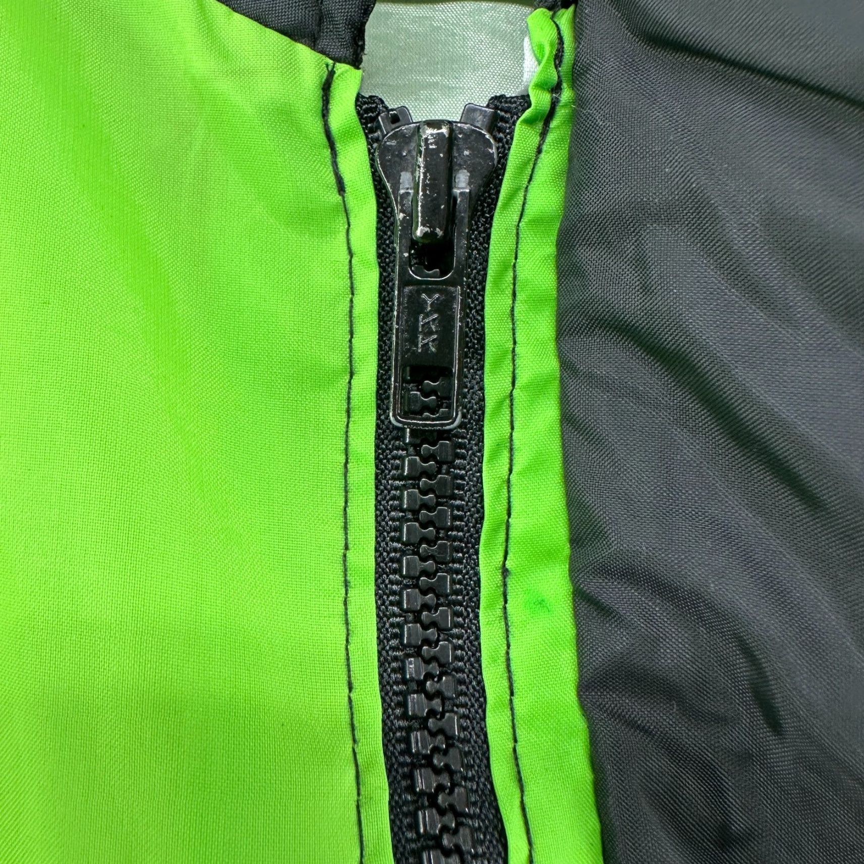 Vintage VINTAGE Girard Matco Tools Jacket Mens M Green Black Windbreaker Lined Nylon Taped Seam Full Zip Hooded 90s Mens Size US M / EU 48-50 / 2 - 4 Thumbnail