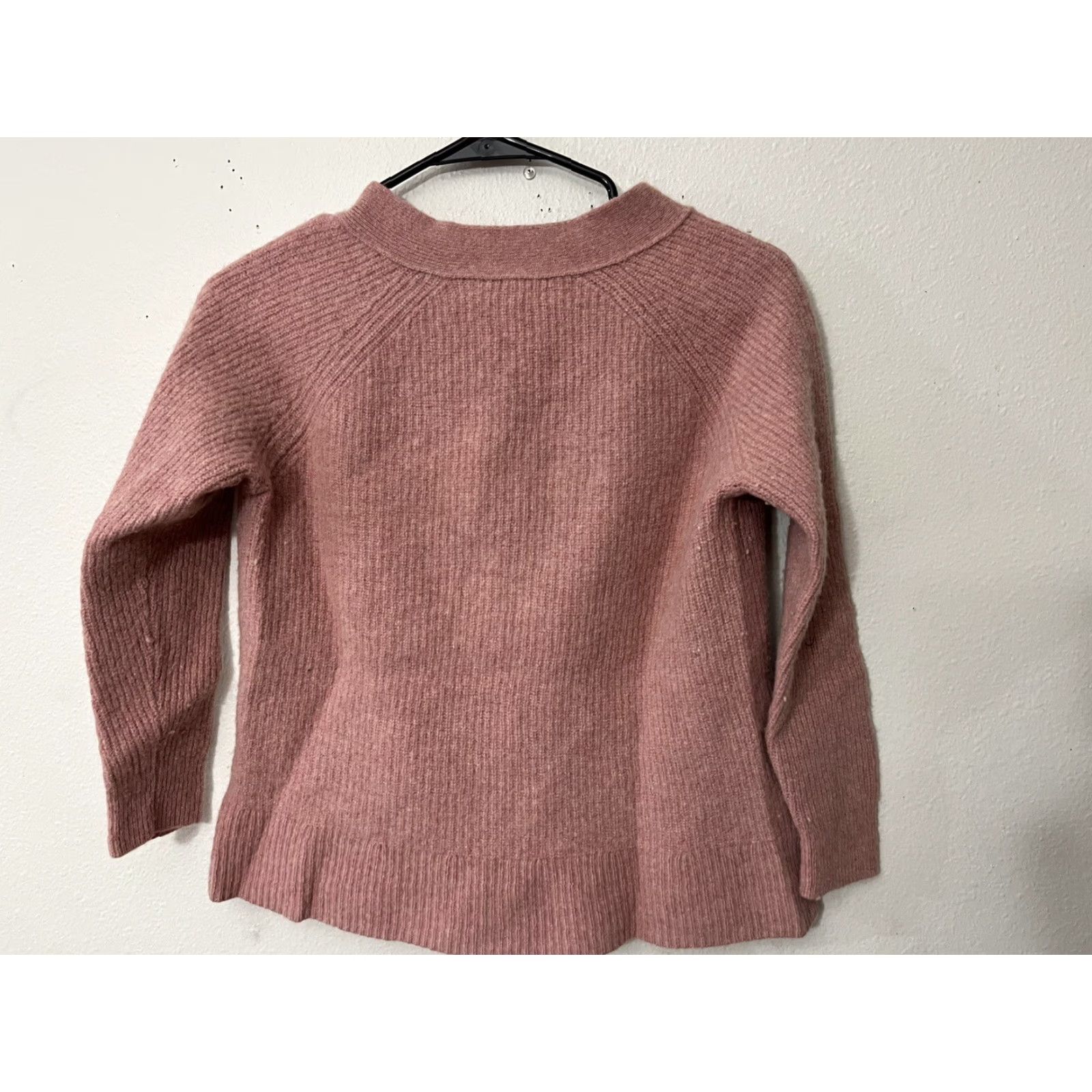 Madewell Madewell Sweater S Pink Wool Blend Ribbed Henley Relaxed 3 Button Womens Size S / US 4 / IT 40 - 3 Thumbnail