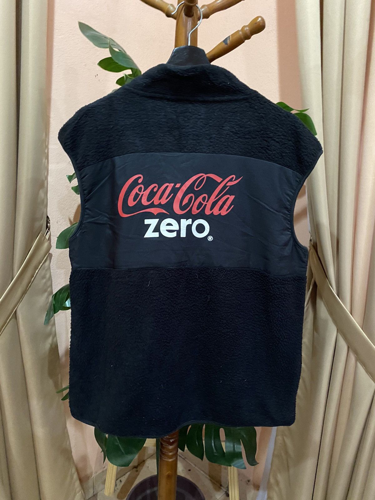 Coca Cola Coca-Cola Zero Wild Health Fleece Vest - Black & Red Size US L / EU 52-54 / 3 - 1 Thumbnail