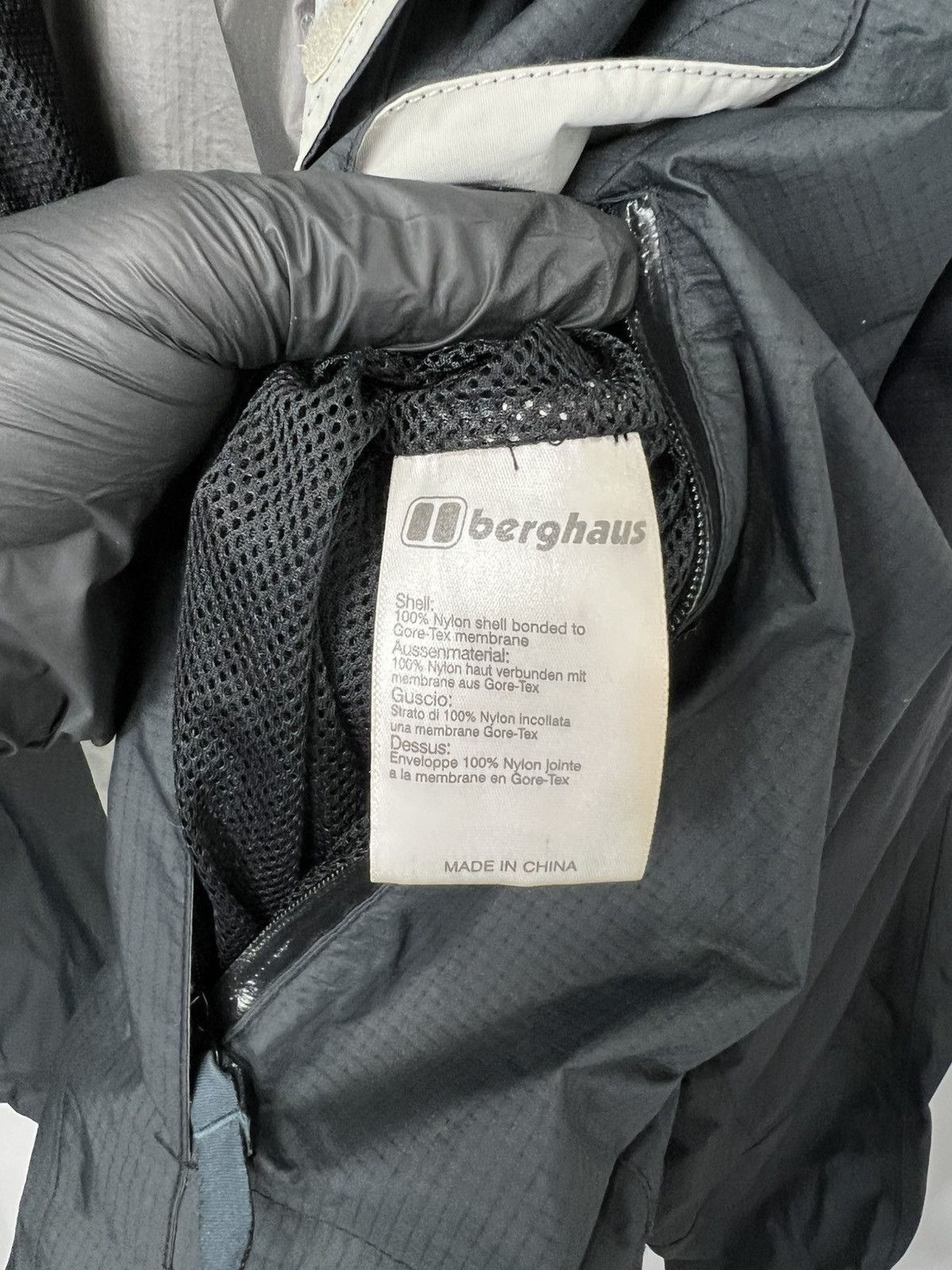 Berghaus Vintage BERGHAUS GORE-TEX PACLITE SHELL TREKKING Jacket Size L / US 10 / IT 46 - 10 Thumbnail