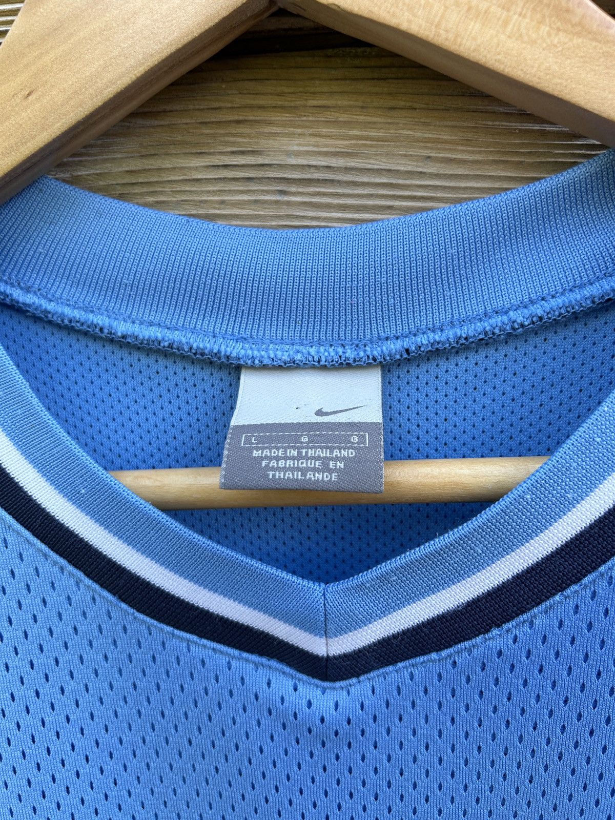 NBA Limited Edition #2302 of 3000 Nike Baller UNC Jersey Size US L / EU 52-54 / 3 - 7 Thumbnail