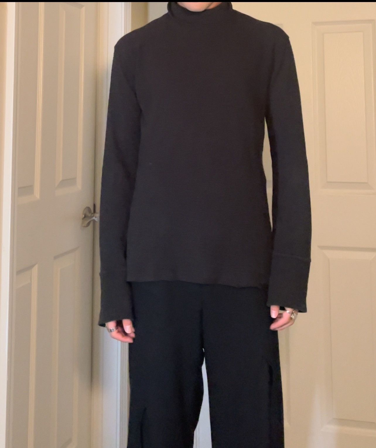 Ann Demeulemeester Ann Demeulemeester Velvet Tie Jumper Size US S / EU 44-46 / 1 - 1 Thumbnail