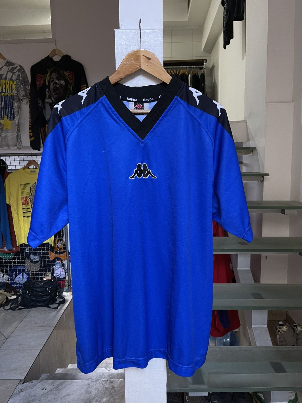 Kappa Vintage Kappa Jersey 90s Center logo Template Size US L / EU 52-54 / 3 - 1 Thumbnail