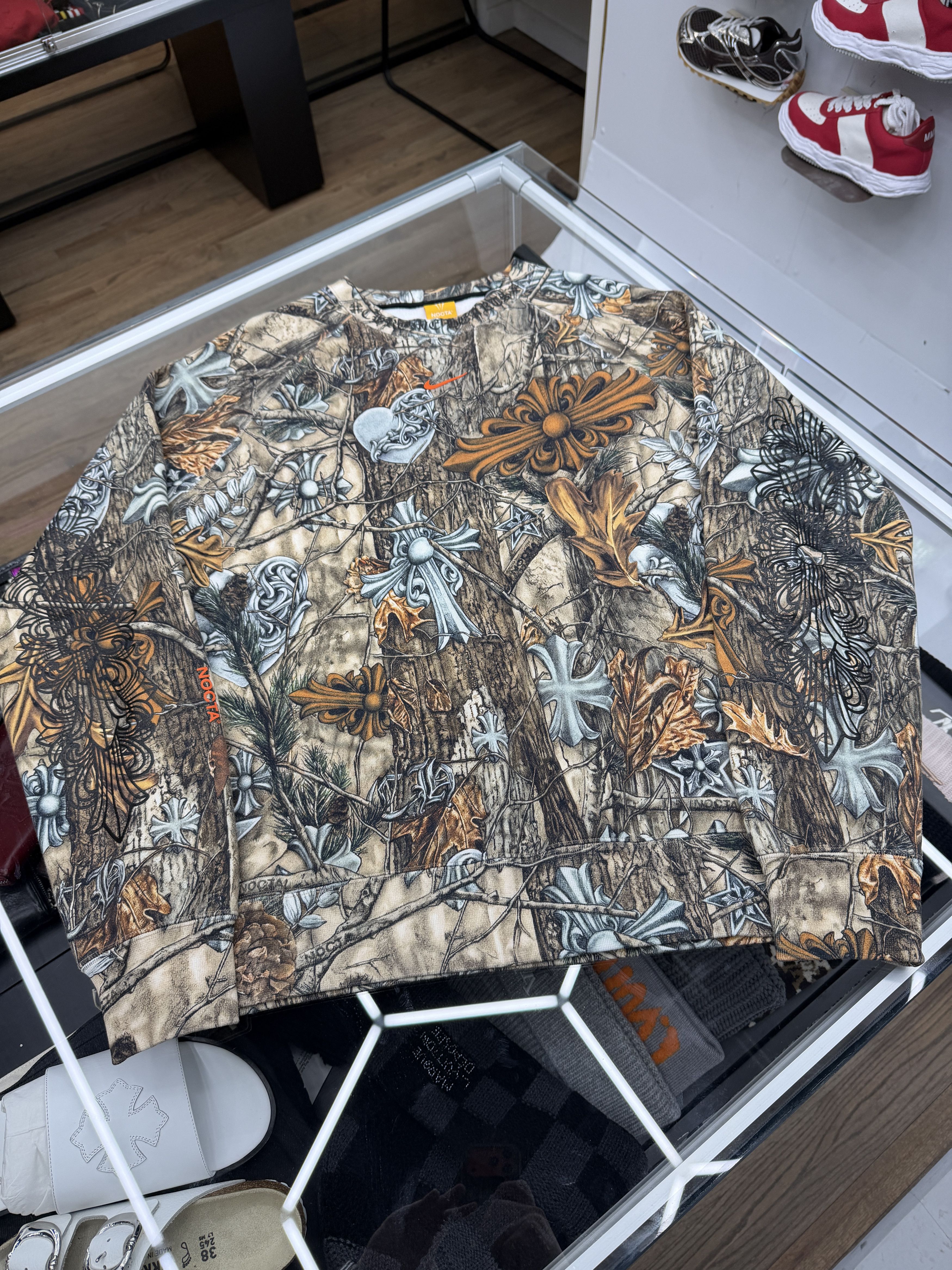 Chrome Hearts × Drake Chrome Hearts x Nike x NOCTA Horseshoe Crewneck Camo Size US L / EU 52-54 / 3 - 1 Thumbnail