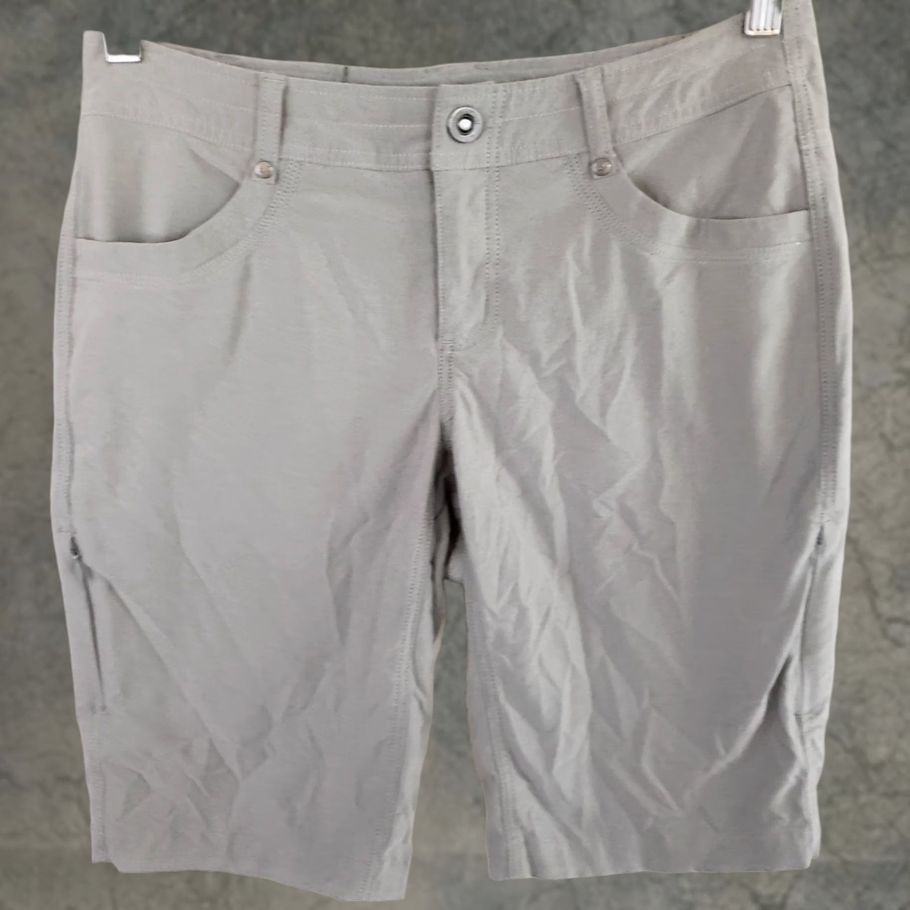 Olive Kuhl Trekr Shorts Women 6 Olive 10"Inseam Hiking Outdoor Regular Rise Mid Zip Button Green Outdoor Activewear Size 30" / US 8 / IT 44 - 1 Thumbnail