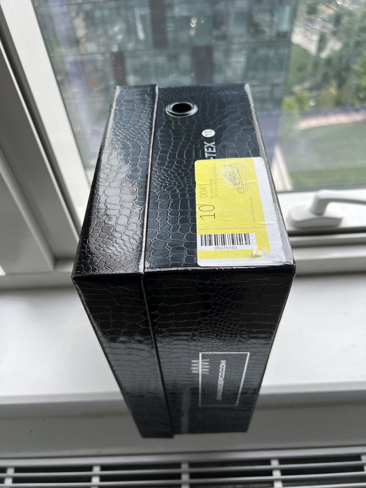 John Geiger John Geiger 004 Dry Ice Size US 10 / EU 43 - 5 Thumbnail
