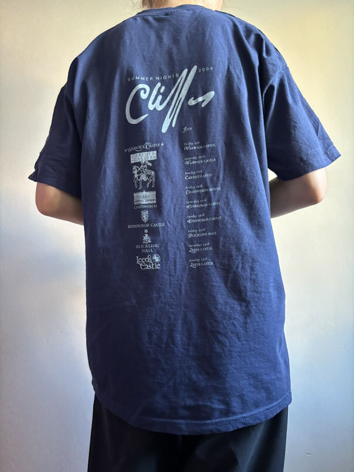 Band Tees Vintage 2004 Cliff Richard Summer Nights Tour T-shirt Size US M / EU 48-50 / 2 - 2 Thumbnail