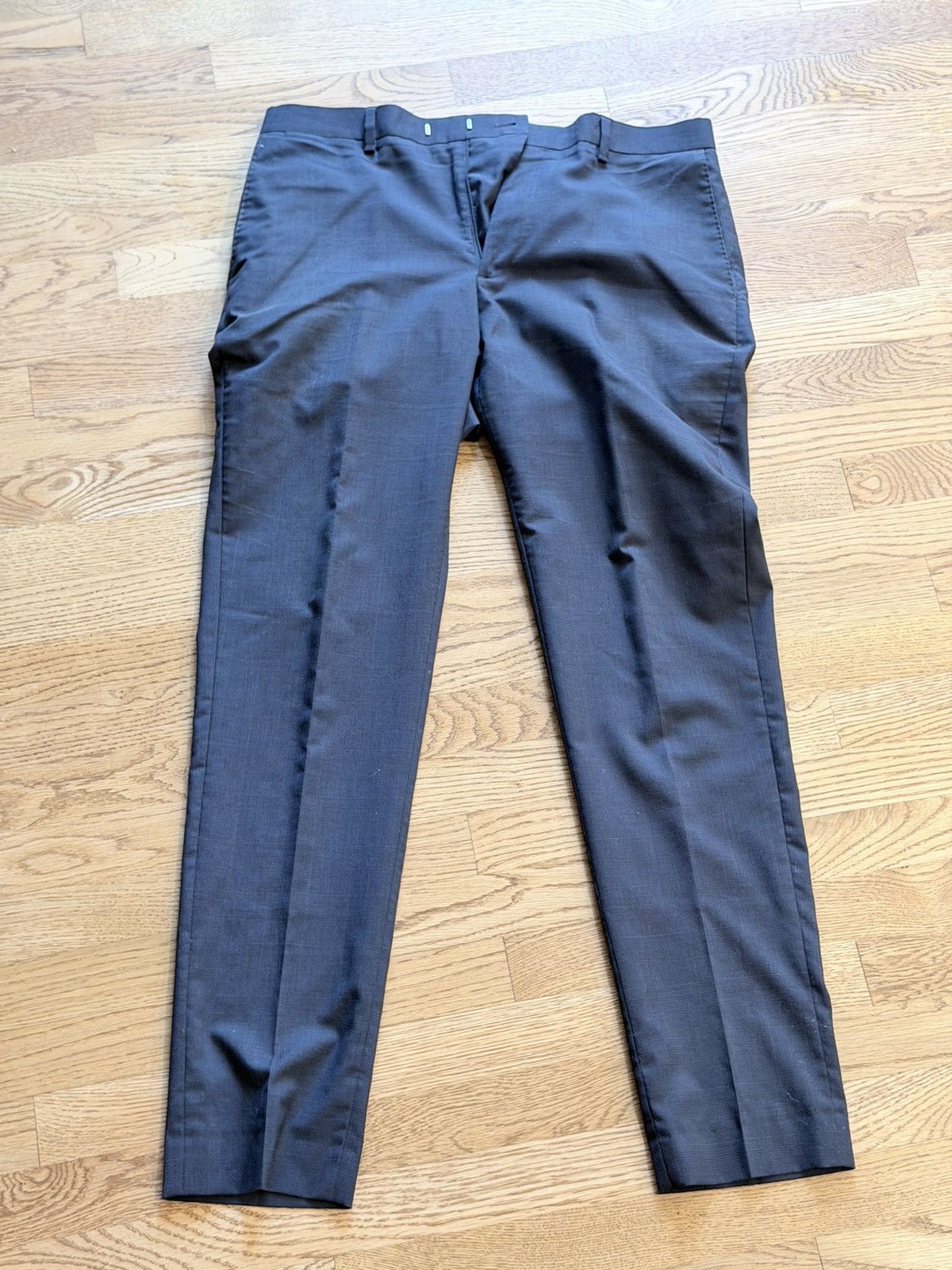Banana Republic Banana Republic Cotton Pleated Dress Pants Size 34R - 1 Thumbnail