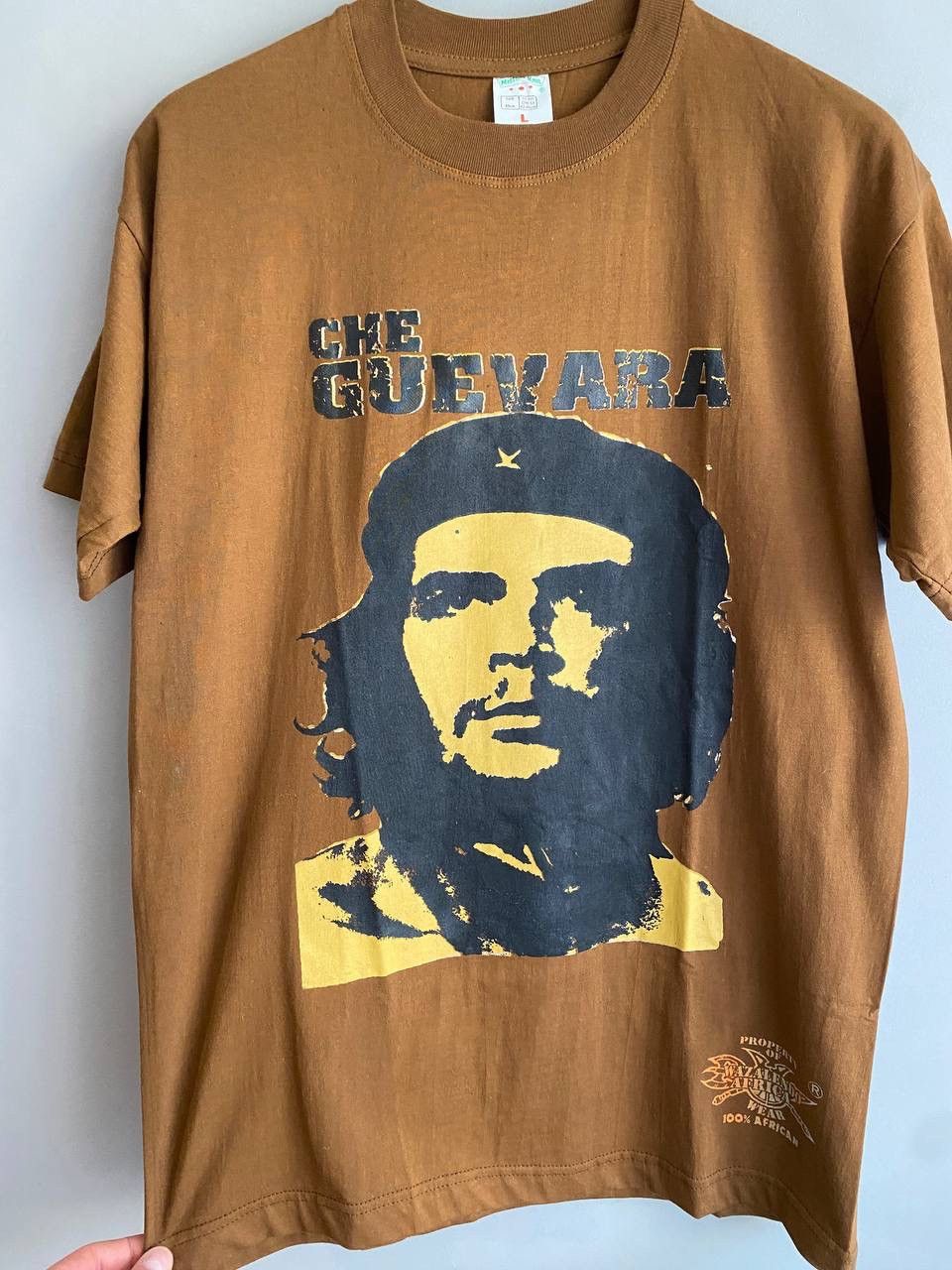 Vintage Vintage Che Guevara Print Brown T-Shirt, Size L Size US L / EU 52-54 / 3 - 6 Thumbnail