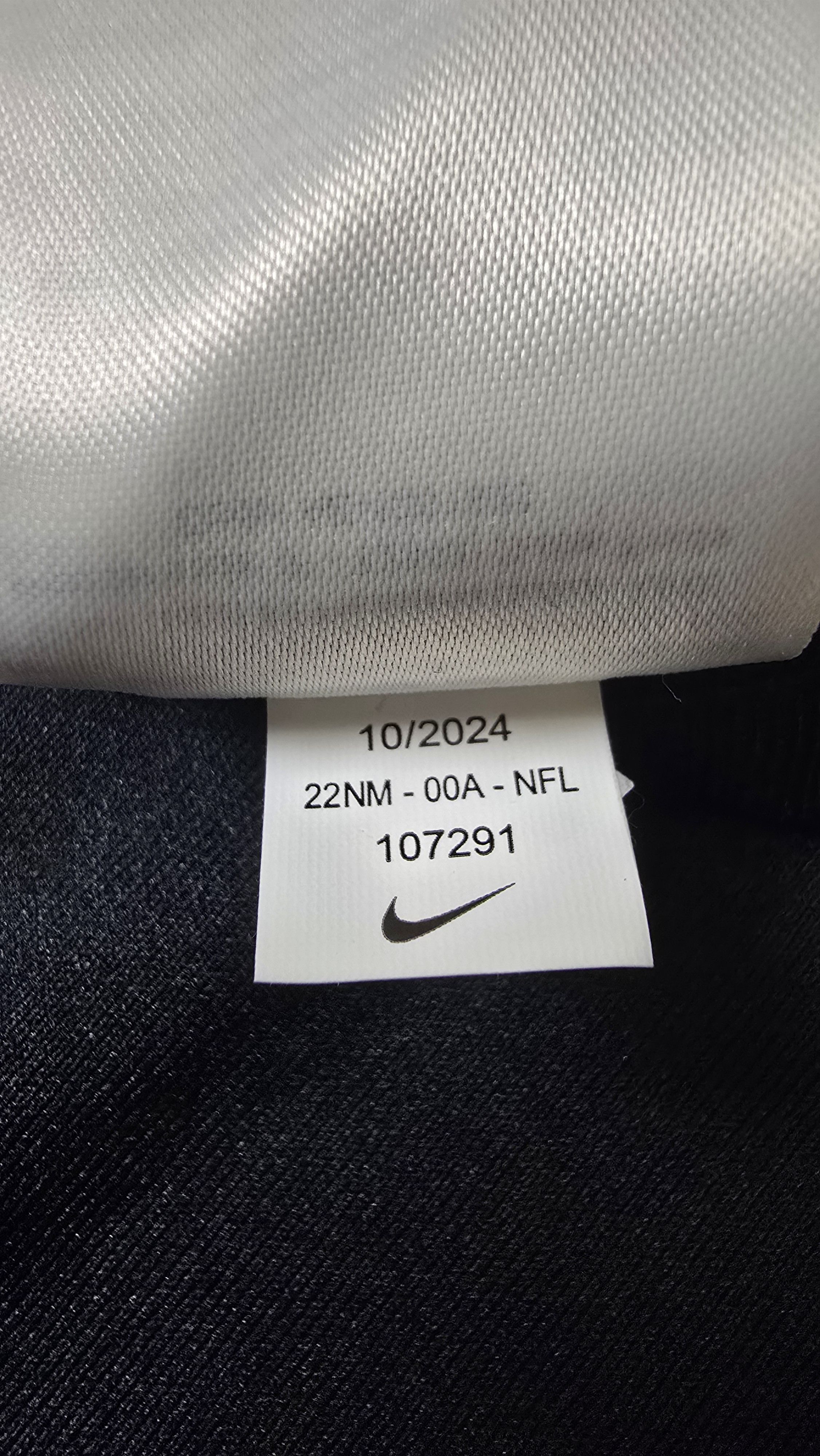 Nike Philadelphia Eagles Hurts Carbon Black Super Bowl 59 Jersey Size US XXL / EU 58 / 5 - 20 Thumbnail